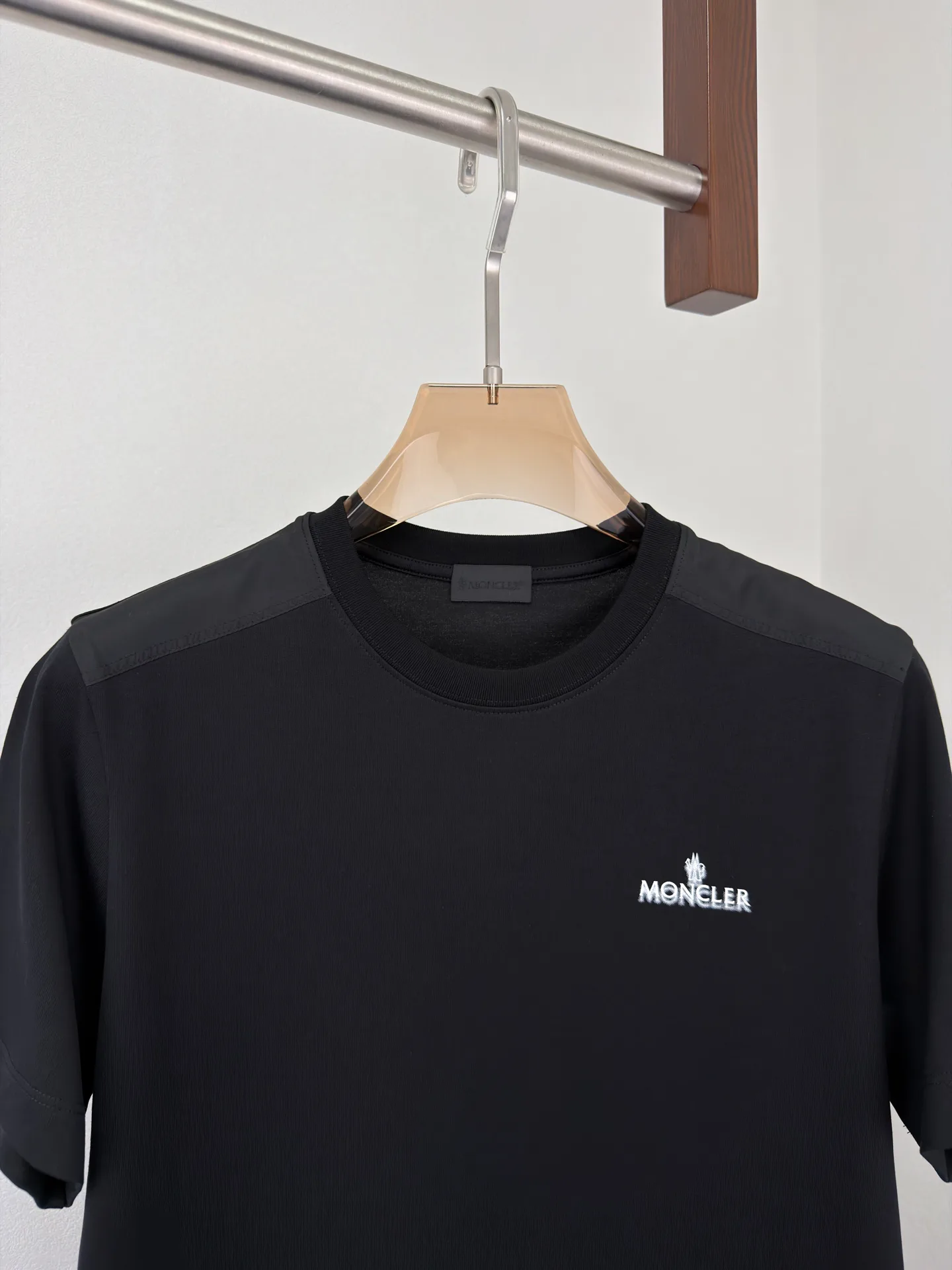 Футболки Мужские Moncler 13137570