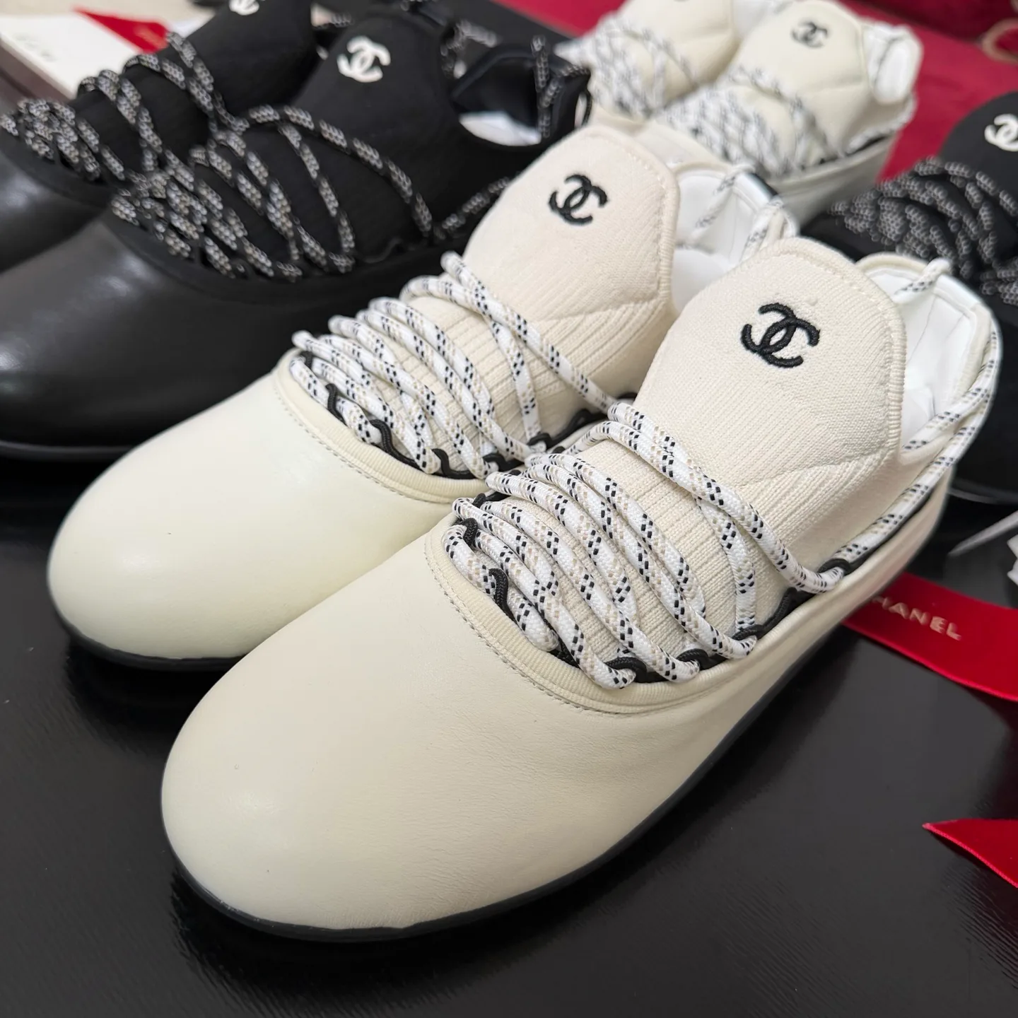 Кроссовки Женские Chanel 18753006