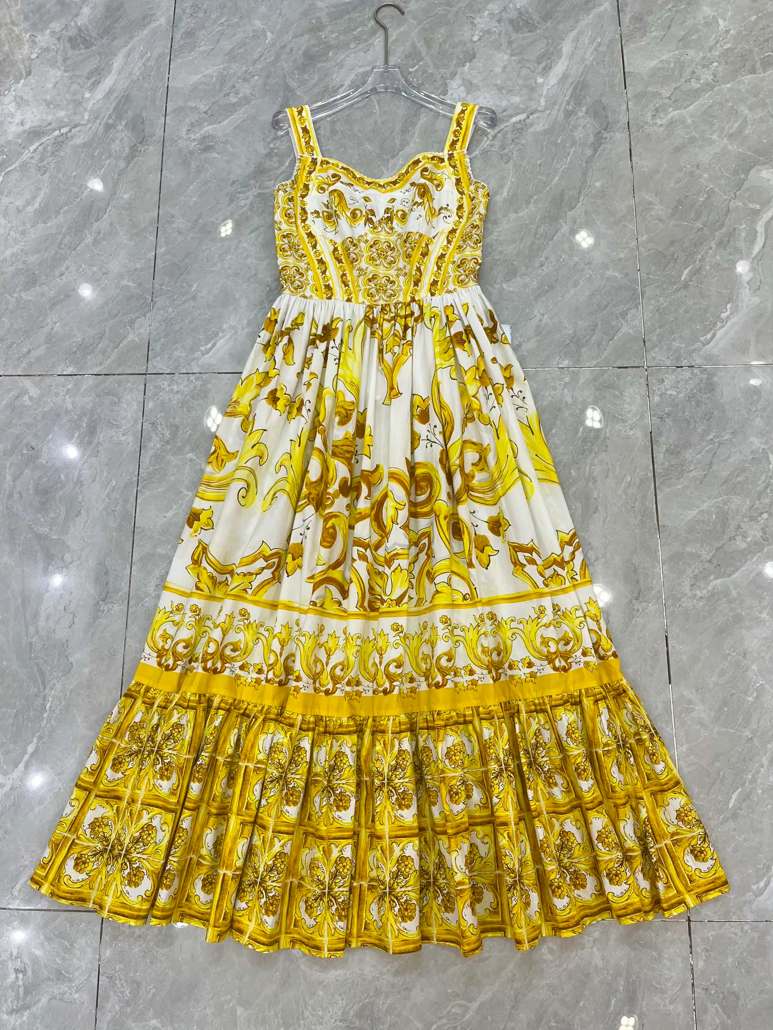 Платья Женские Dolce & Gabbana 16873705