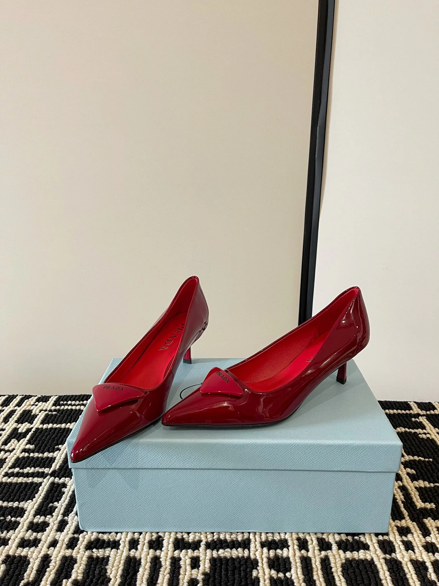 Туфли Женские Prada 11162894