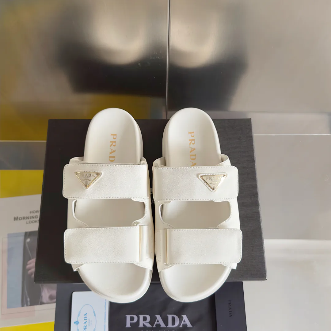 Шлепанцы Женские Prada 26308