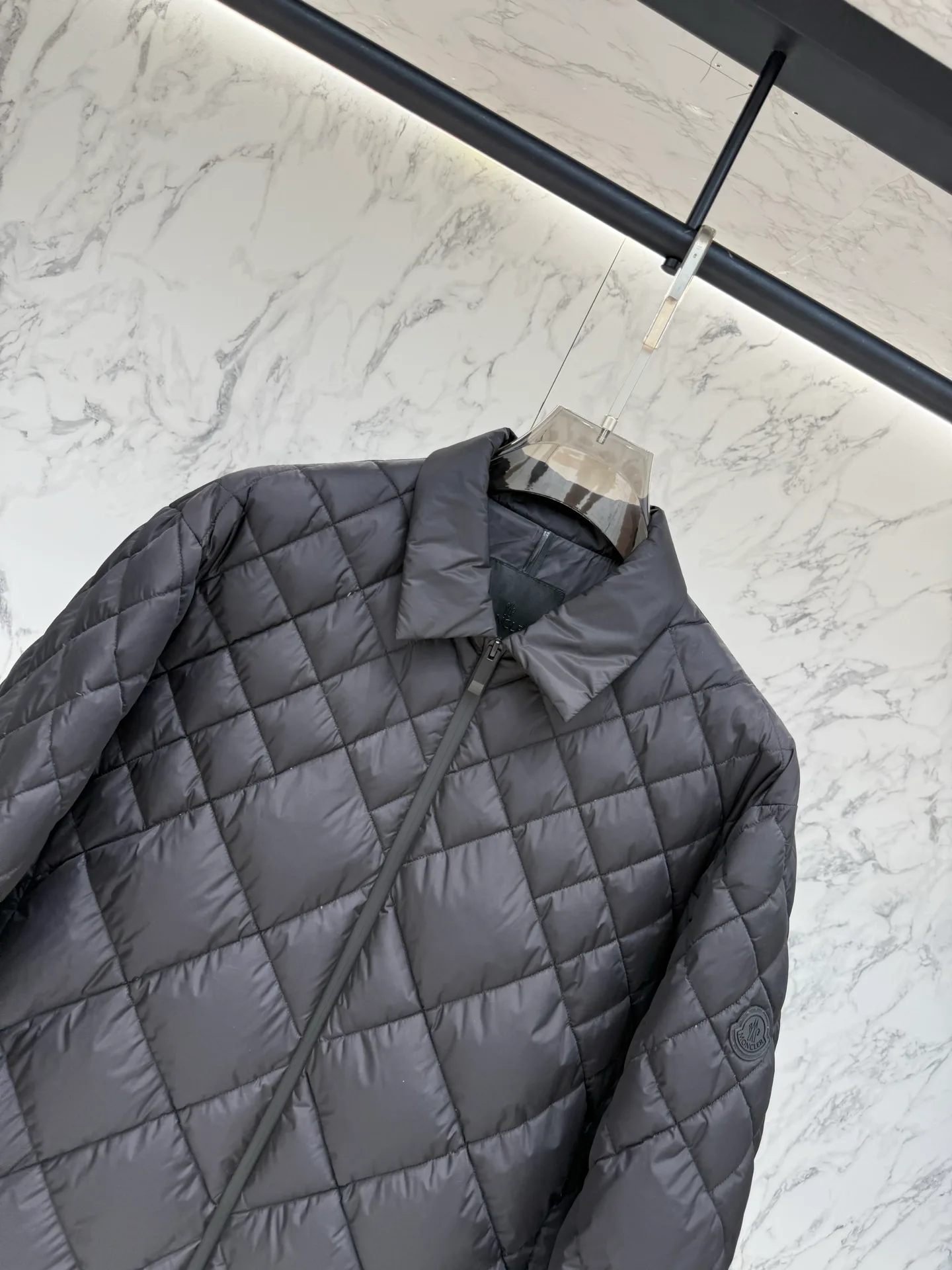 Куртки И Пуховики Мужские Moncler 18214575