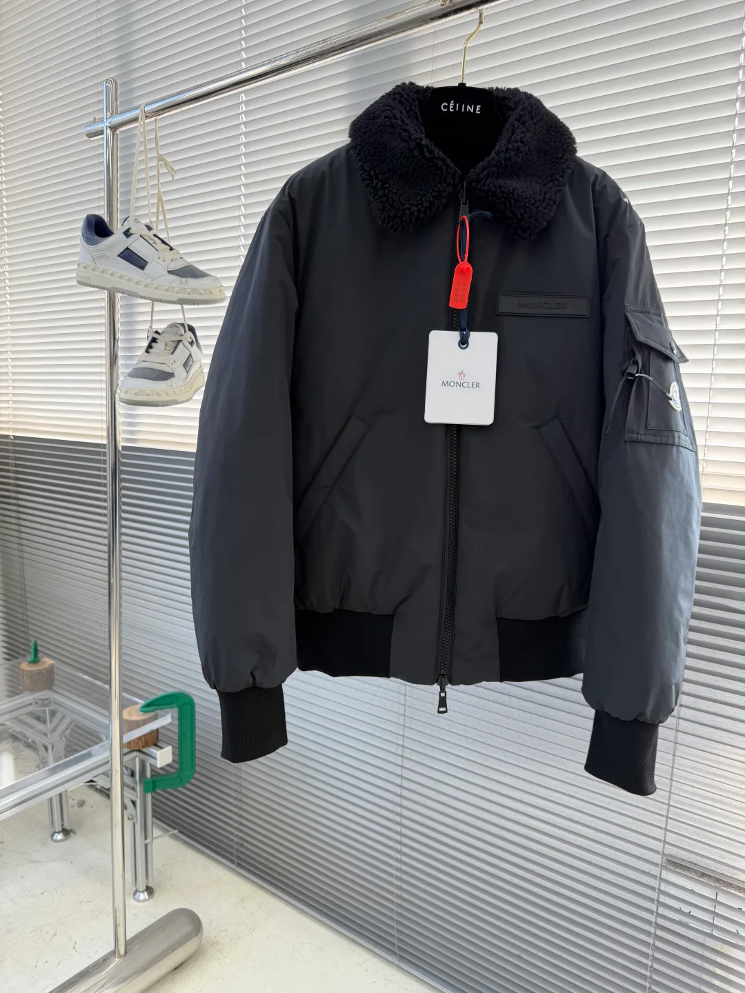 Куртки И Пуховики Мужские Moncler 1502605