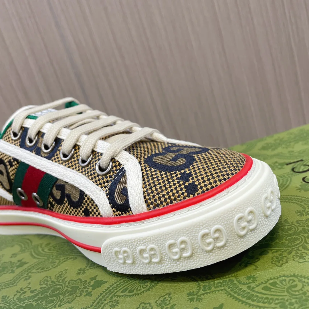 Кроссовки Женские Gucci 19691196