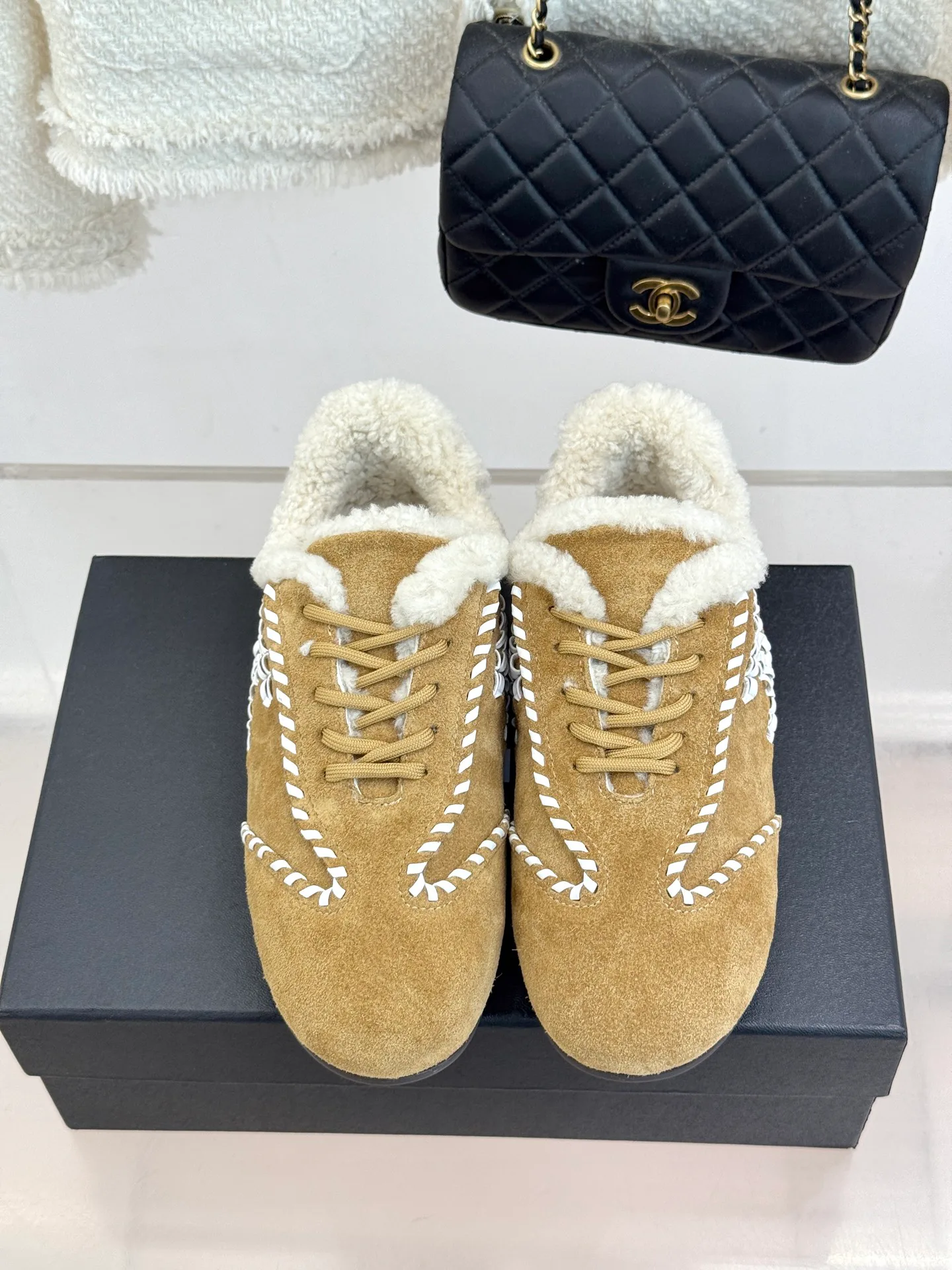 Кроссовки Женские Chanel 18788747