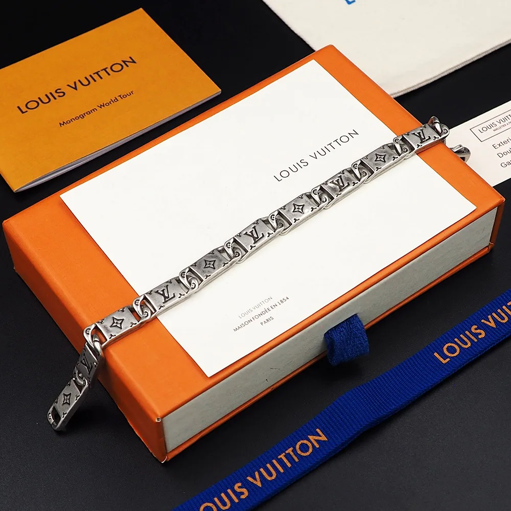Бижутерия Louis Vuitton 18609763