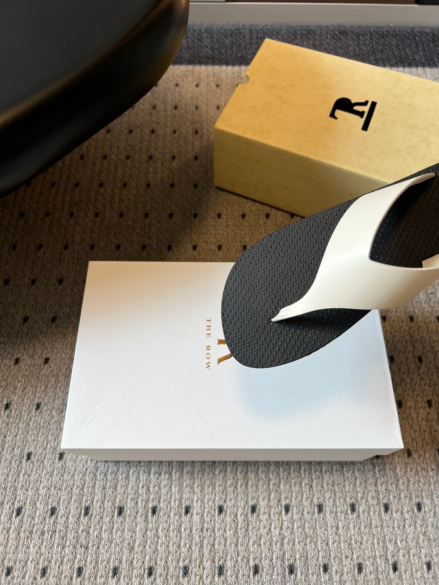 Шлепанцы Женские The Row 11850678