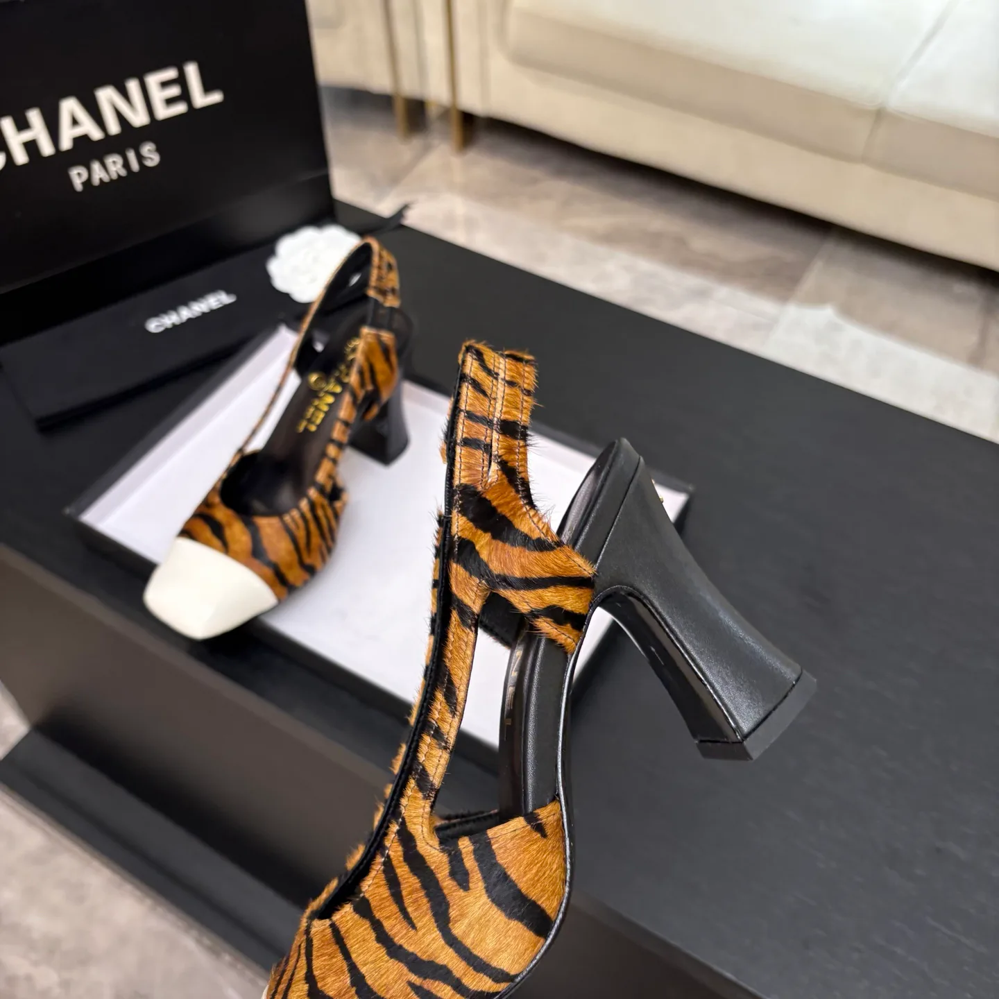 Туфли Женские Chanel 19633750