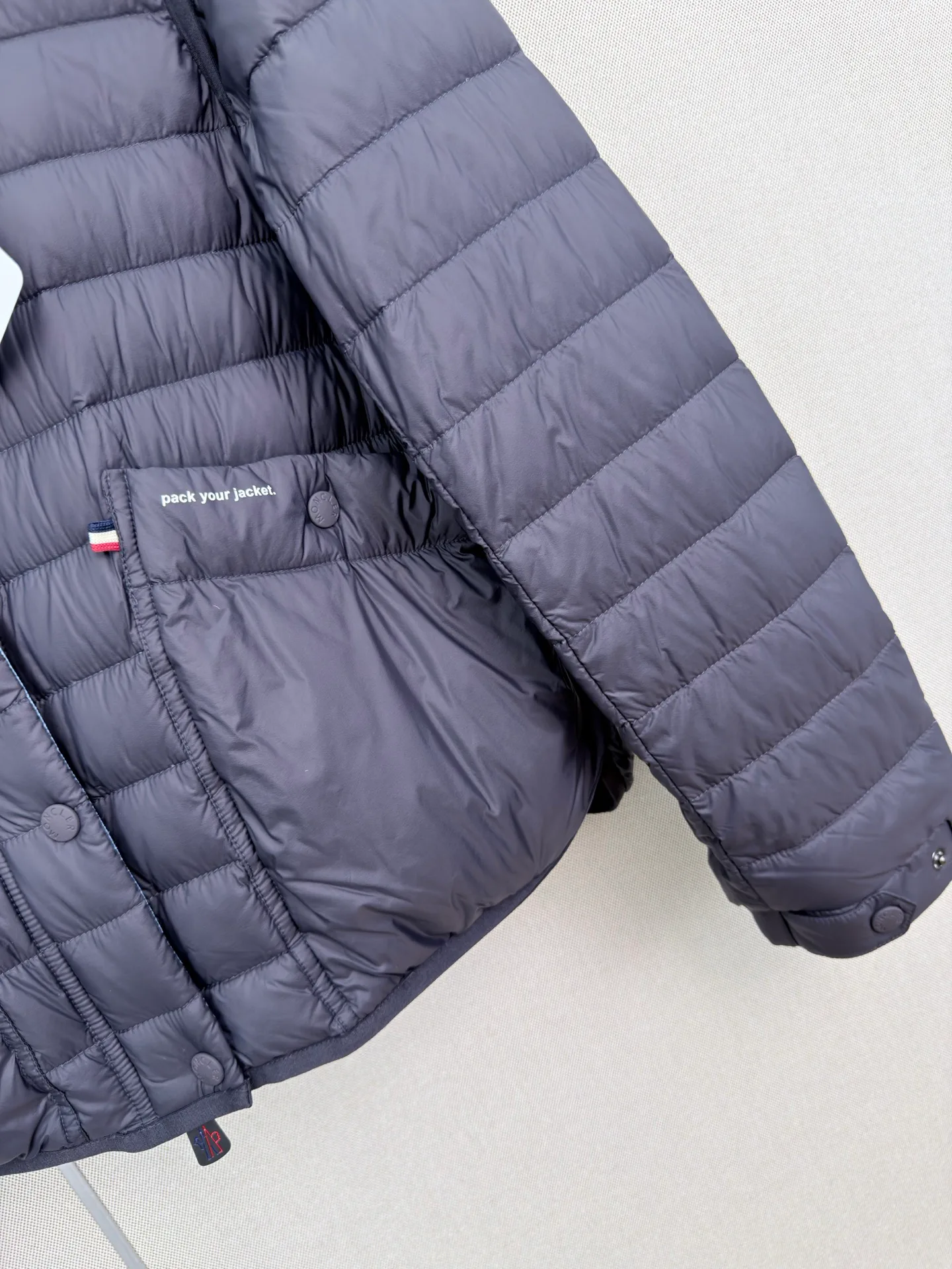 Куртки И Пуховики Женские Moncler 17919452