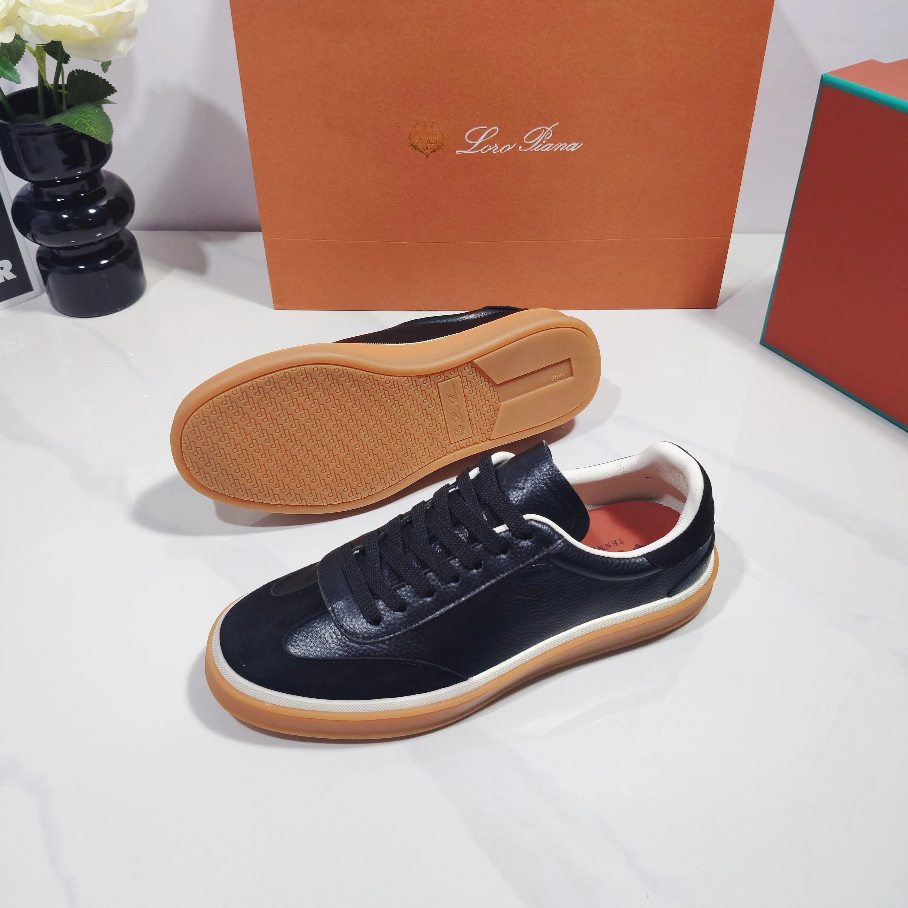 Кроссовки Женские Loro Piana 17961929