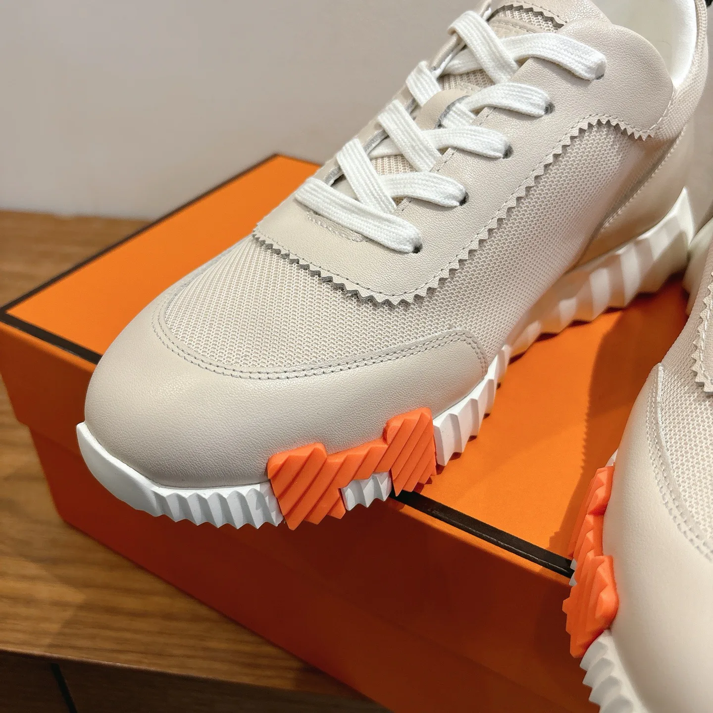 Кроссовки Женские Hermes 9914986
