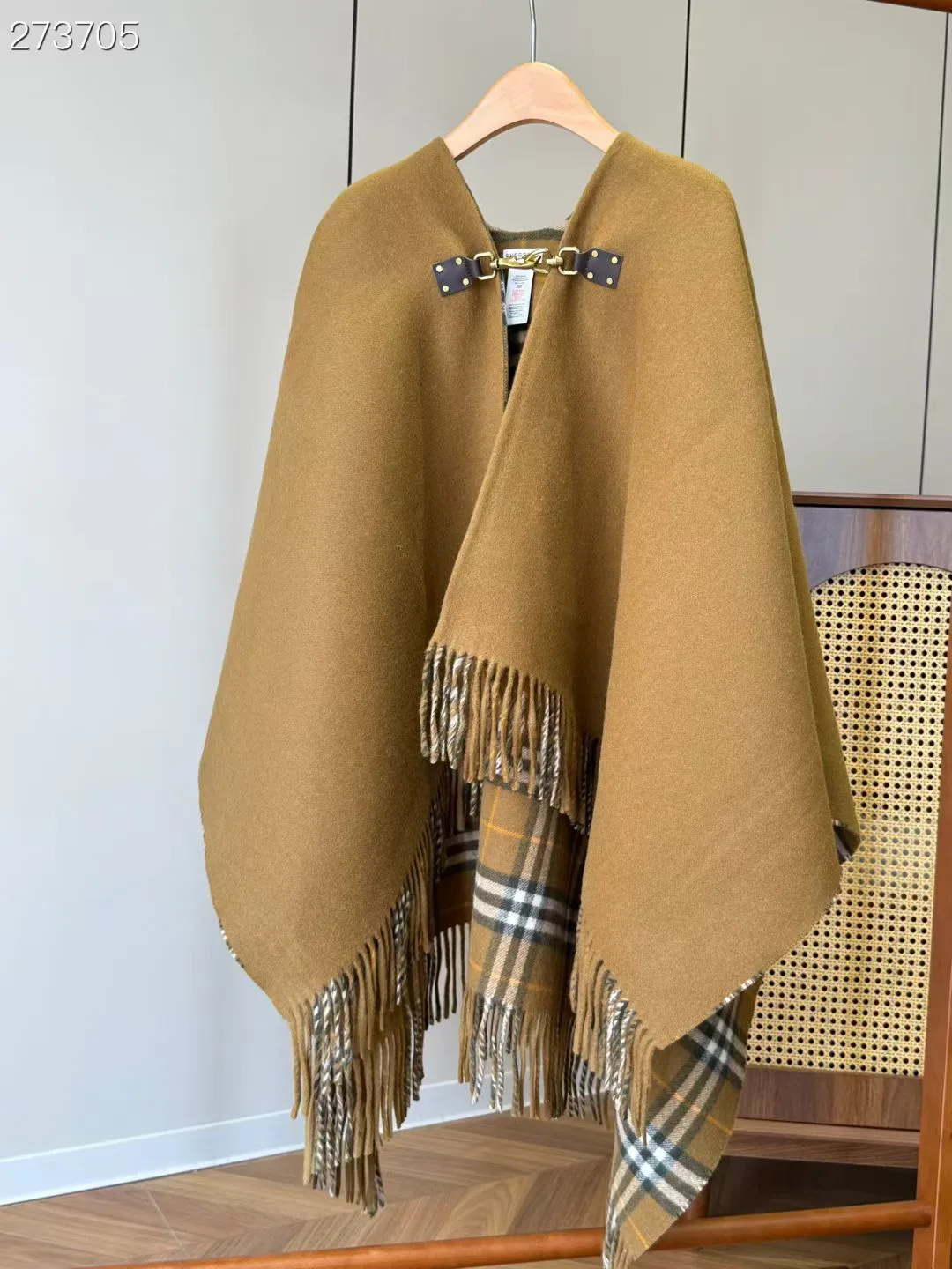 Пальто Женские Burberry 19187243