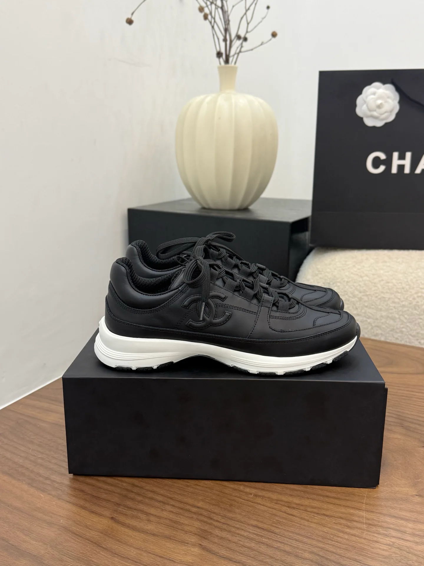 Кроссовки Женские Chanel 11410280
