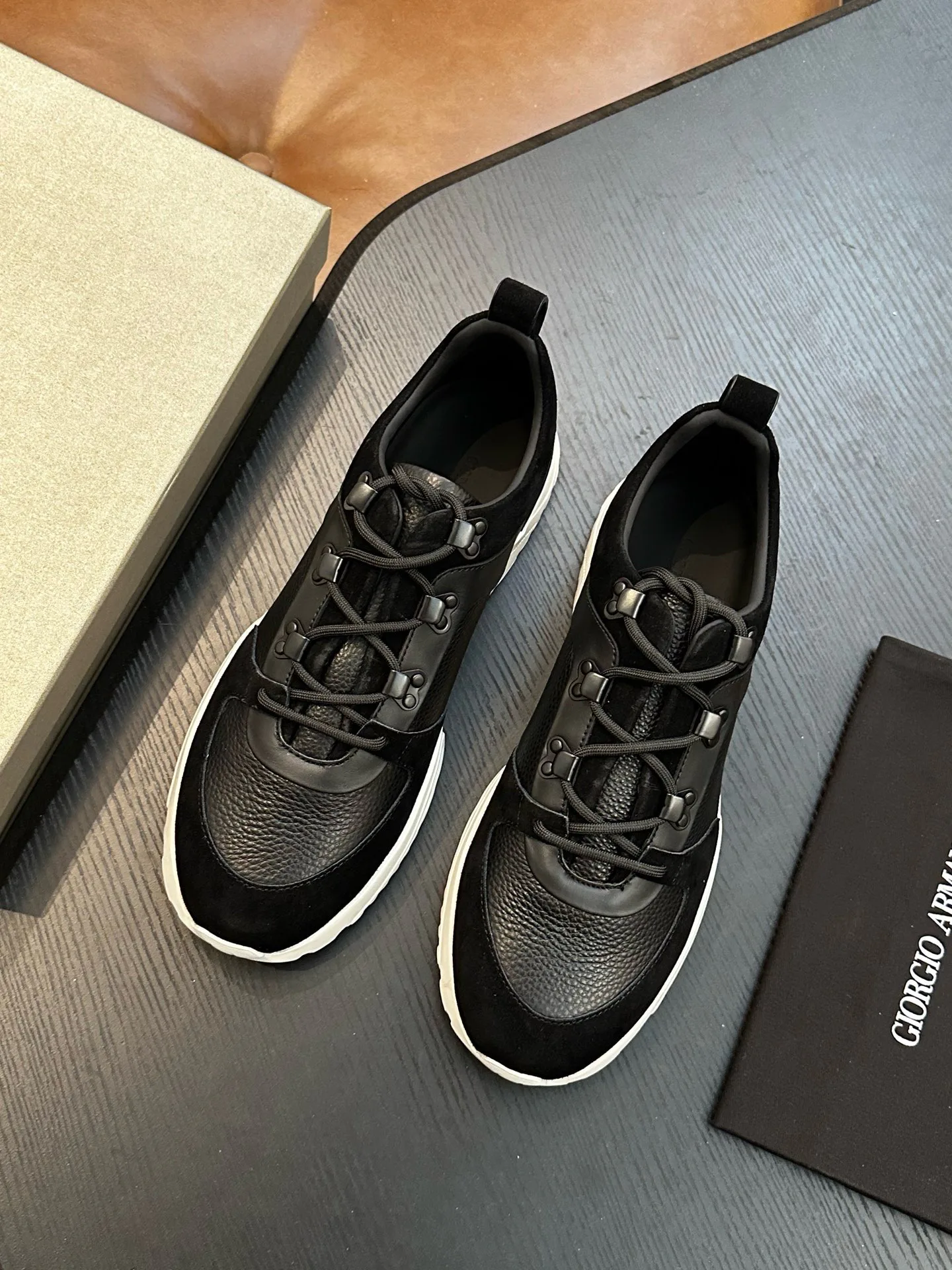 Кроссовки Мужские Armani 11426306