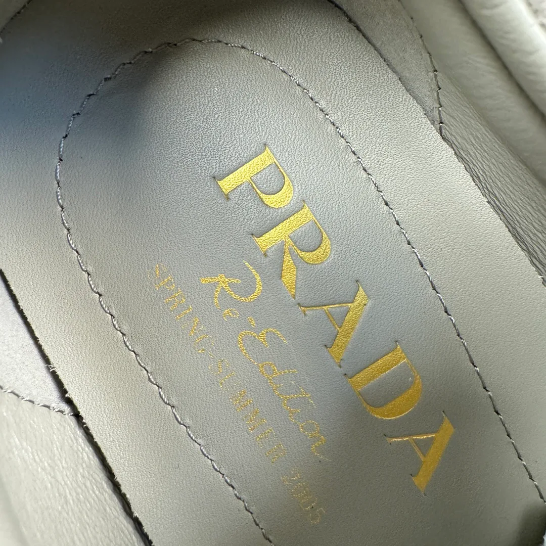Кроссовки Мужские Prada 11211824