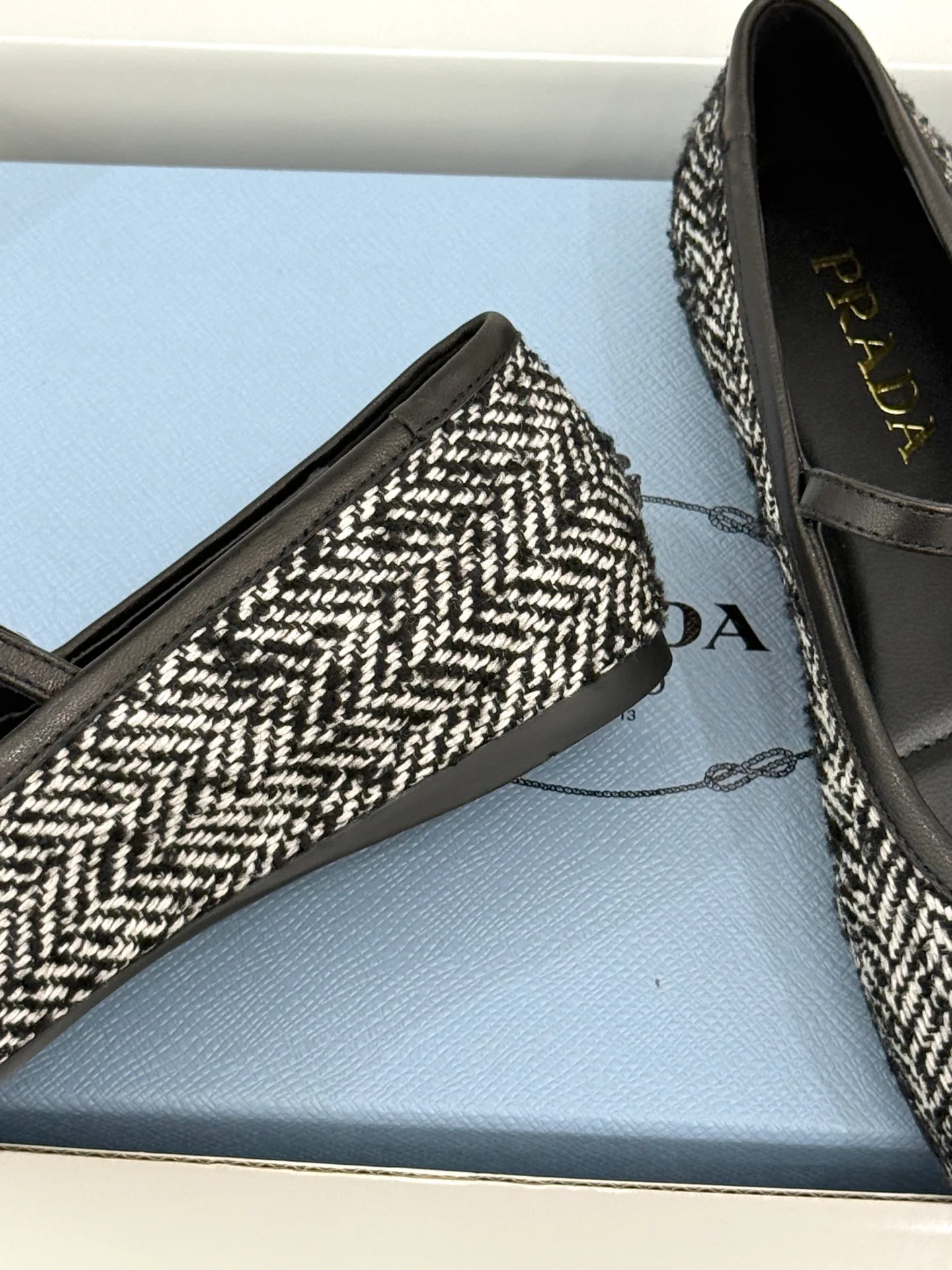Туфли Женские Prada 18432691