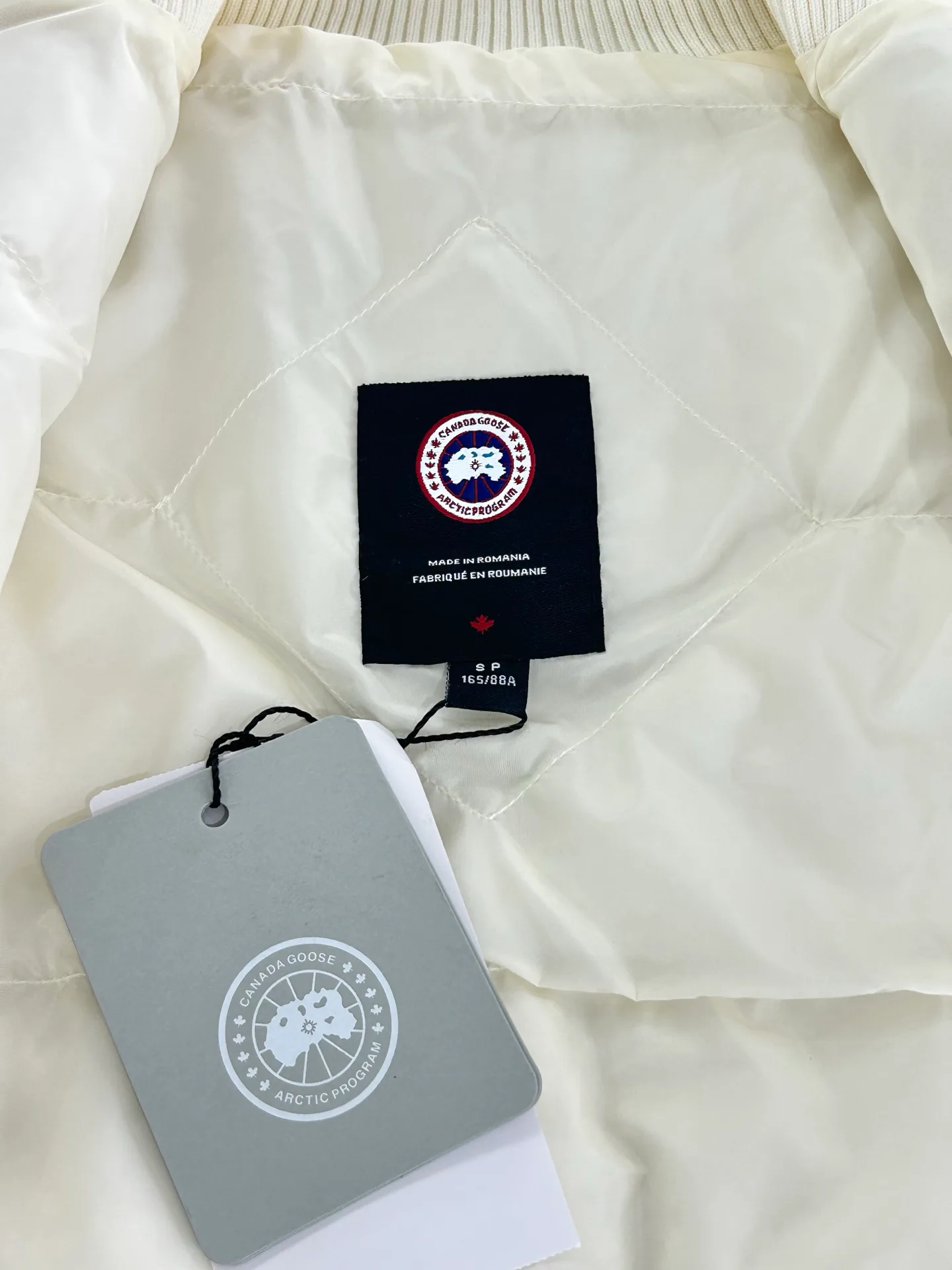 Куртки И Пуховики Мужские Canada Goose 18231172