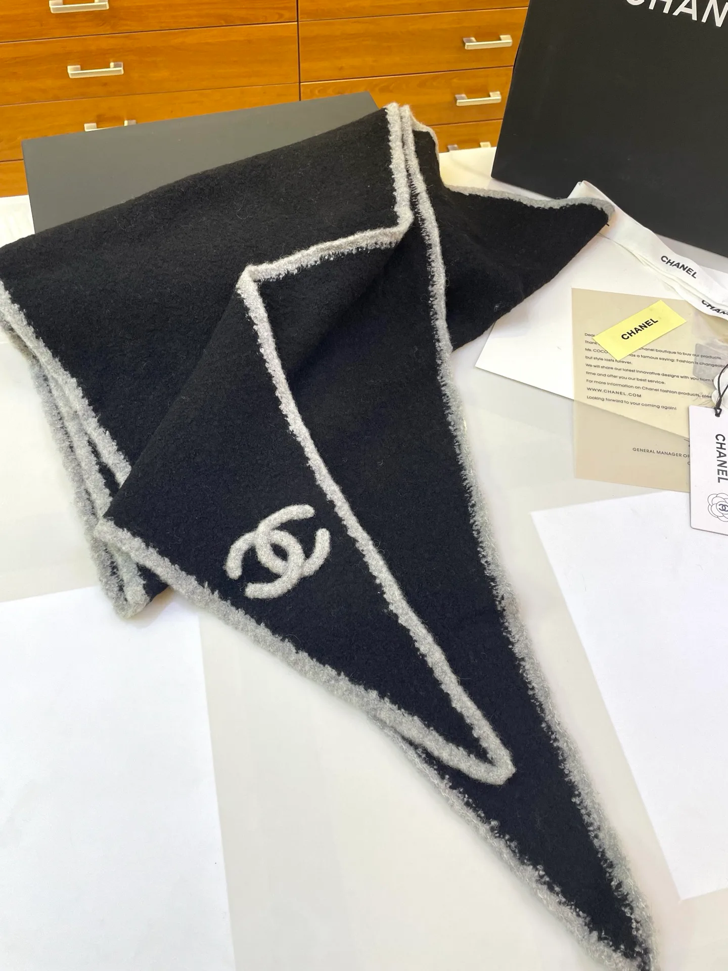 Шарфы Chanel 828412