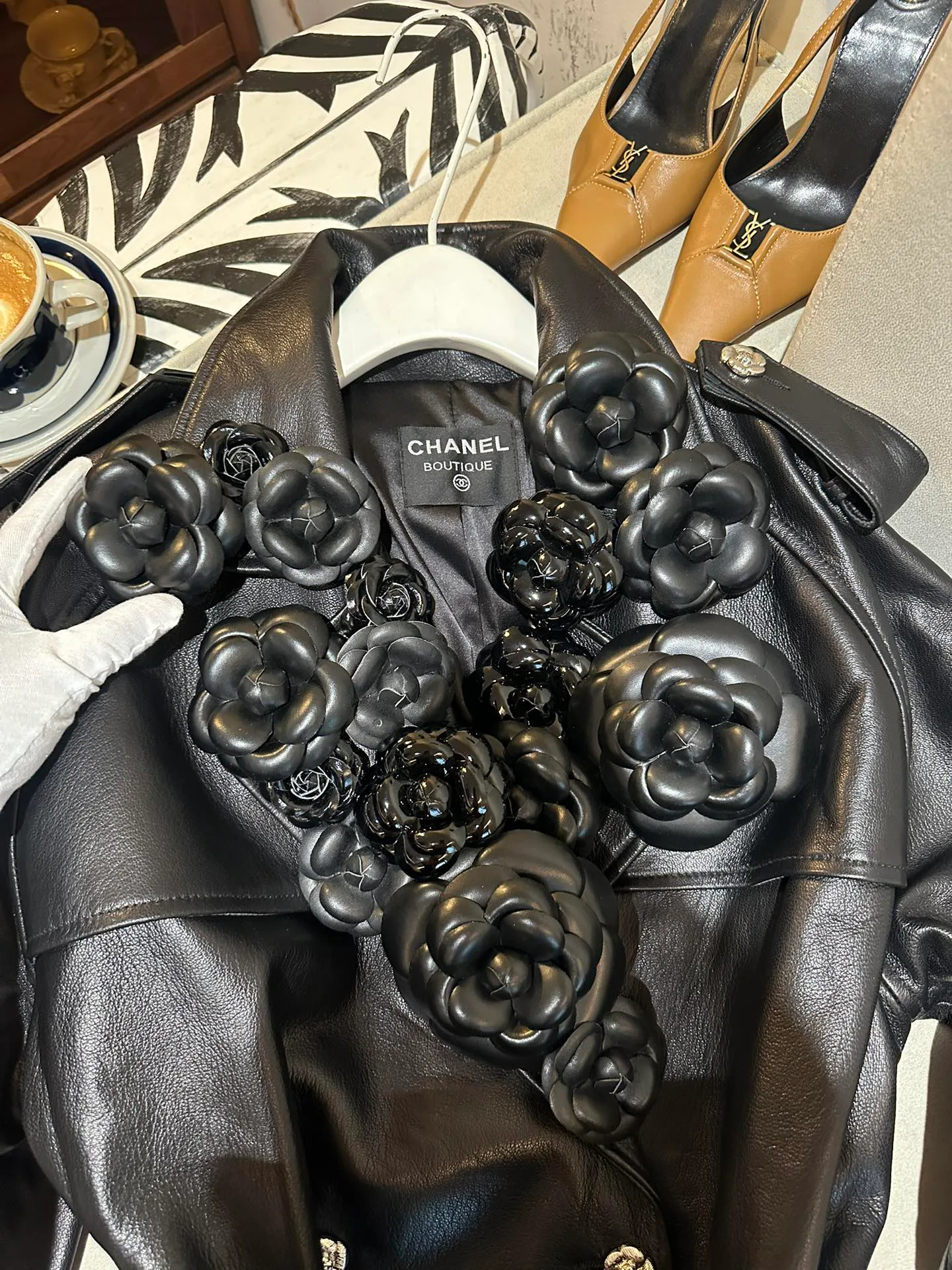 Кожаные Куртки И Дублёнки Женские Chanel 5045658