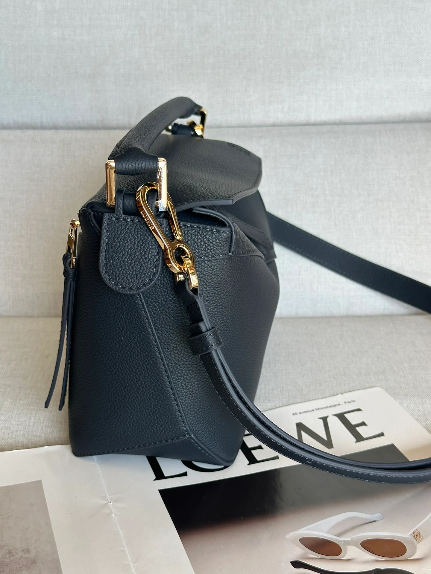 Классические Сумки Женские Loewe 13339547