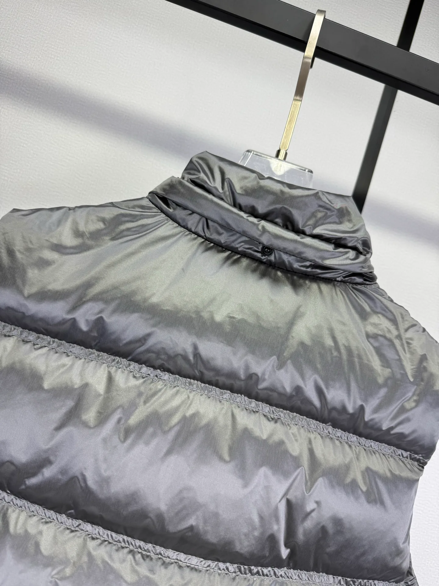 Жилеты Женские Moncler 18022253