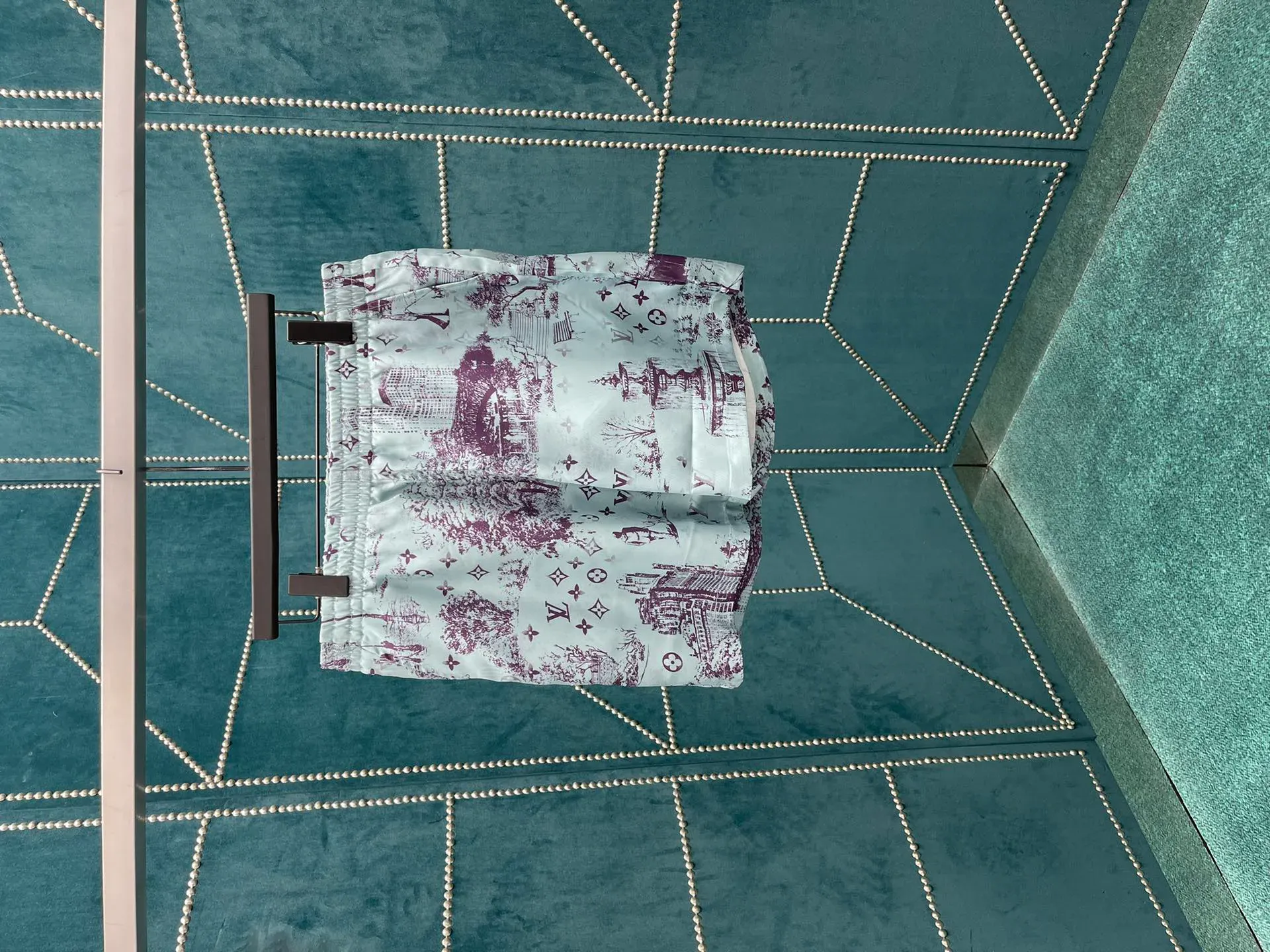 Шорты Женские Loewe 19772