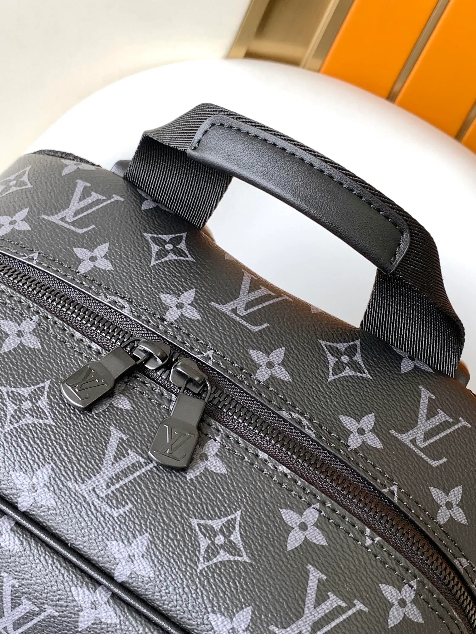 Рюкзаки Мужские Louis Vuitton 18412638