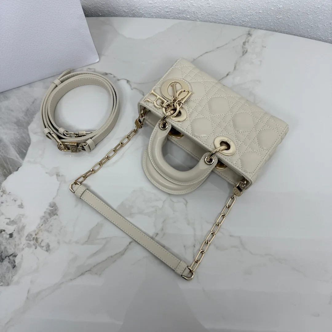 Классические Сумки Женские Christian Dior 17601434