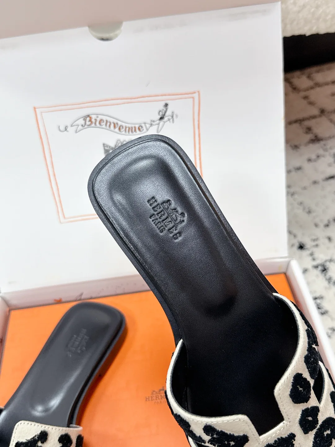 Шлепанцы Женские Hermes 814563