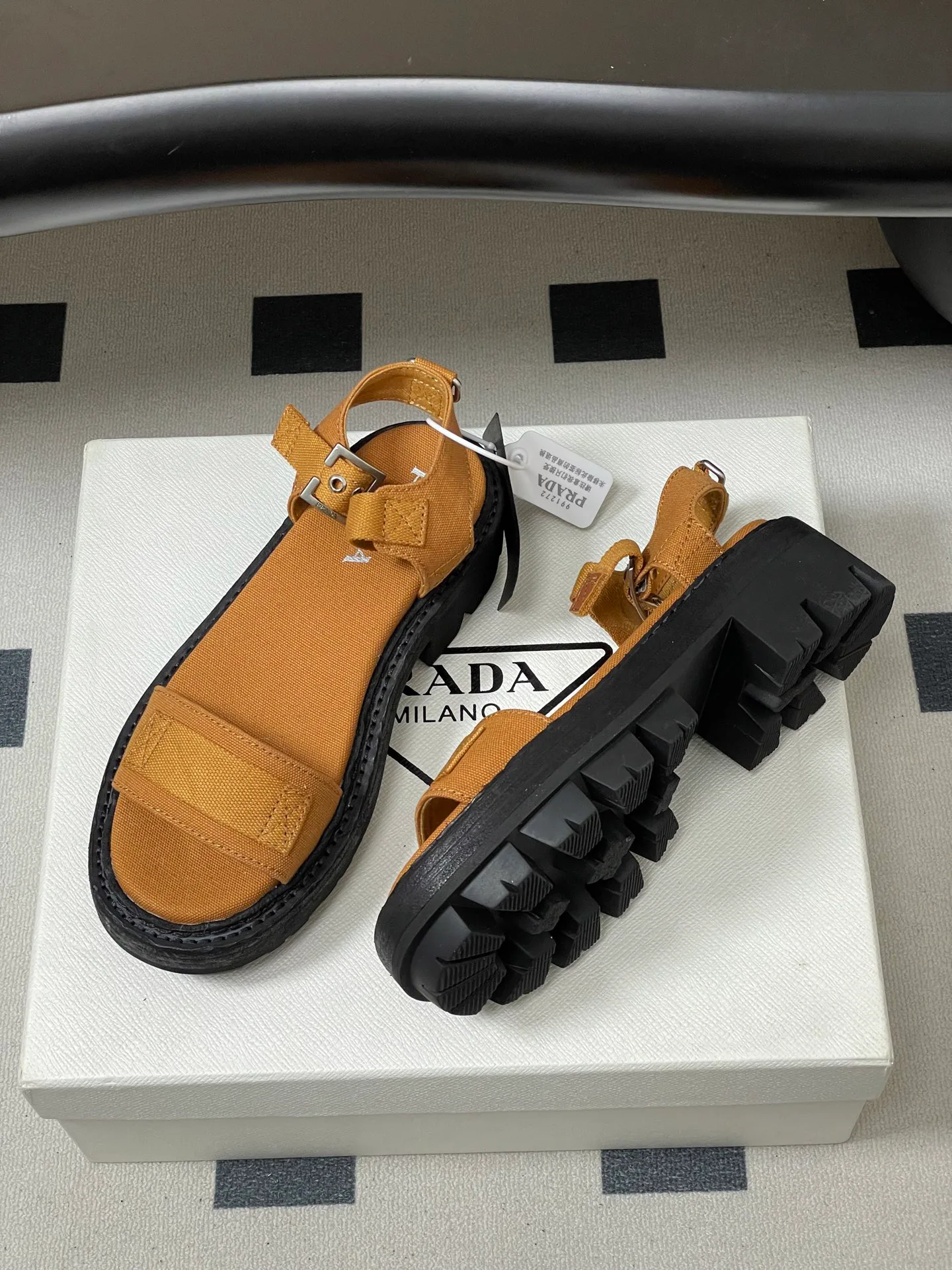Сандалии Женские Prada 9700365