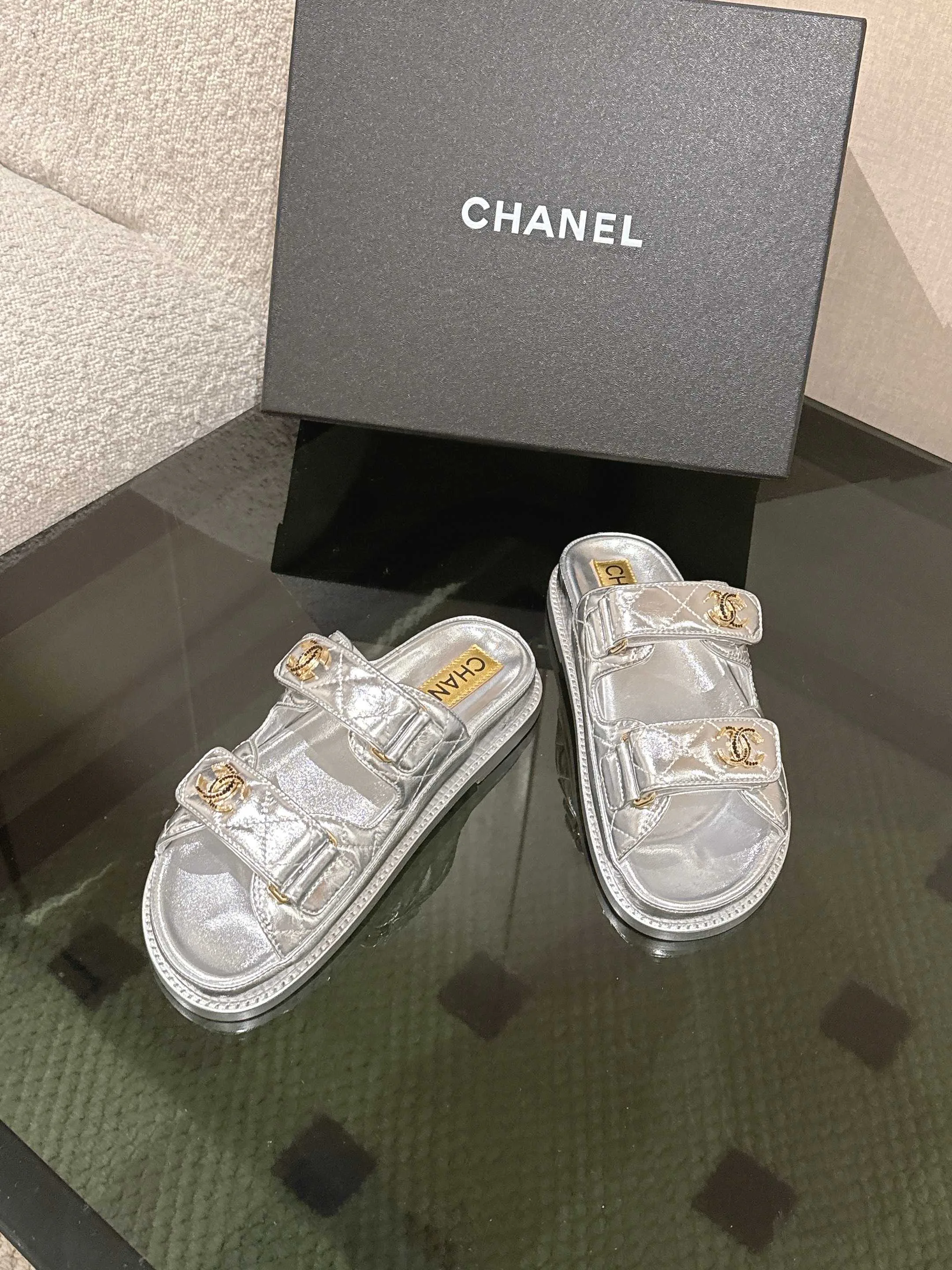Сандалии Женские Chanel 11353699