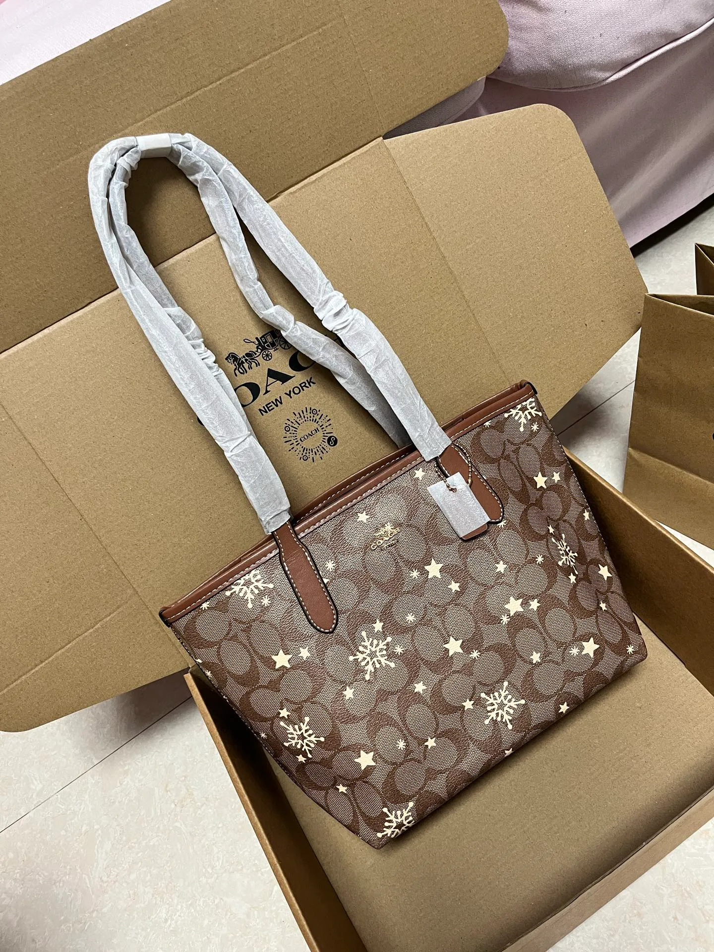 Классические Сумки Женские Coach 5082806