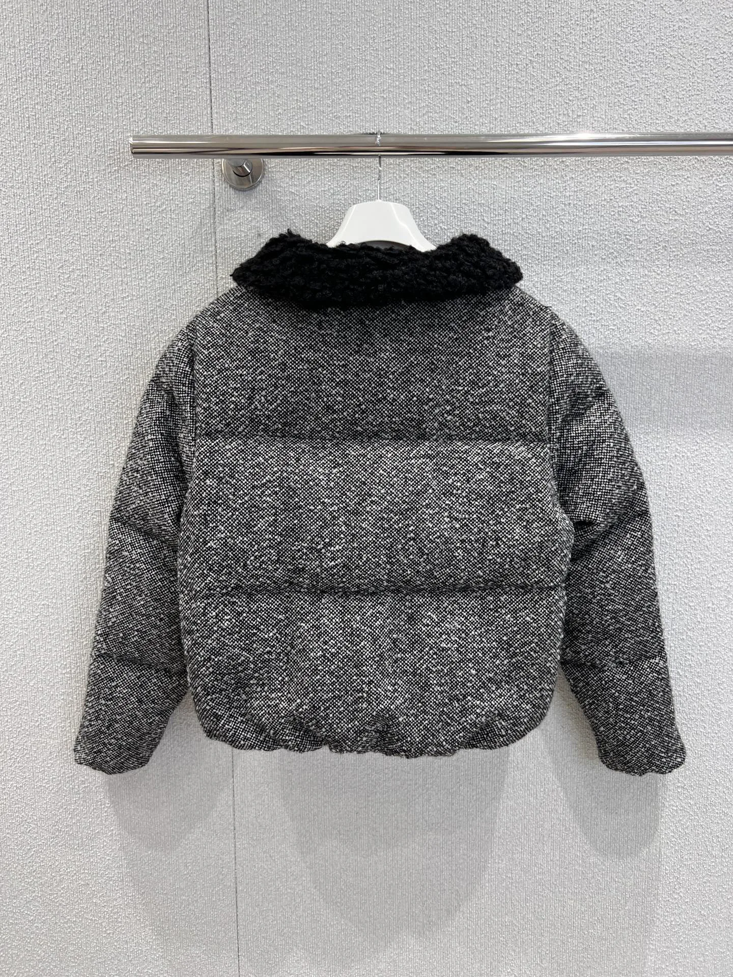 Куртки И Пуховики Женские Moncler 284371