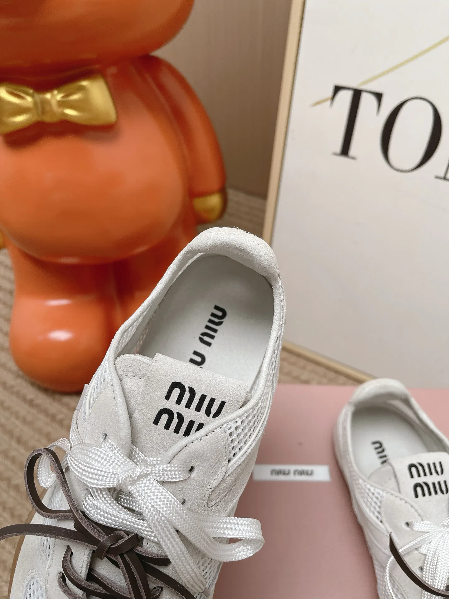 Кроссовки Женские Miu Miu 17459519