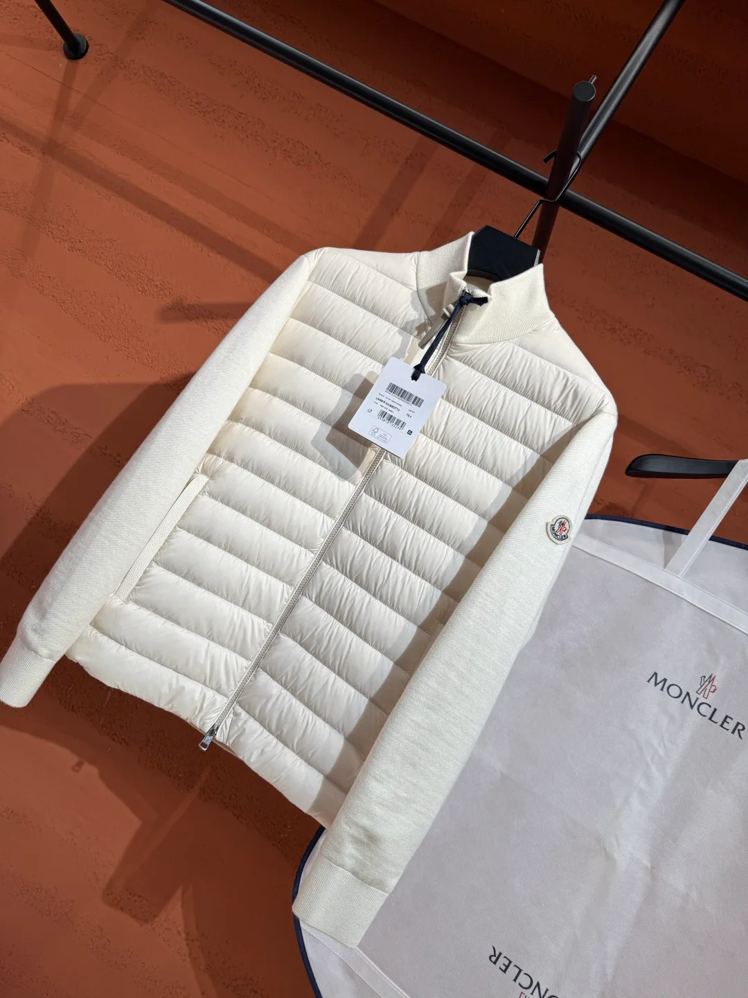 Куртки И Пуховики Женские Moncler 18436264