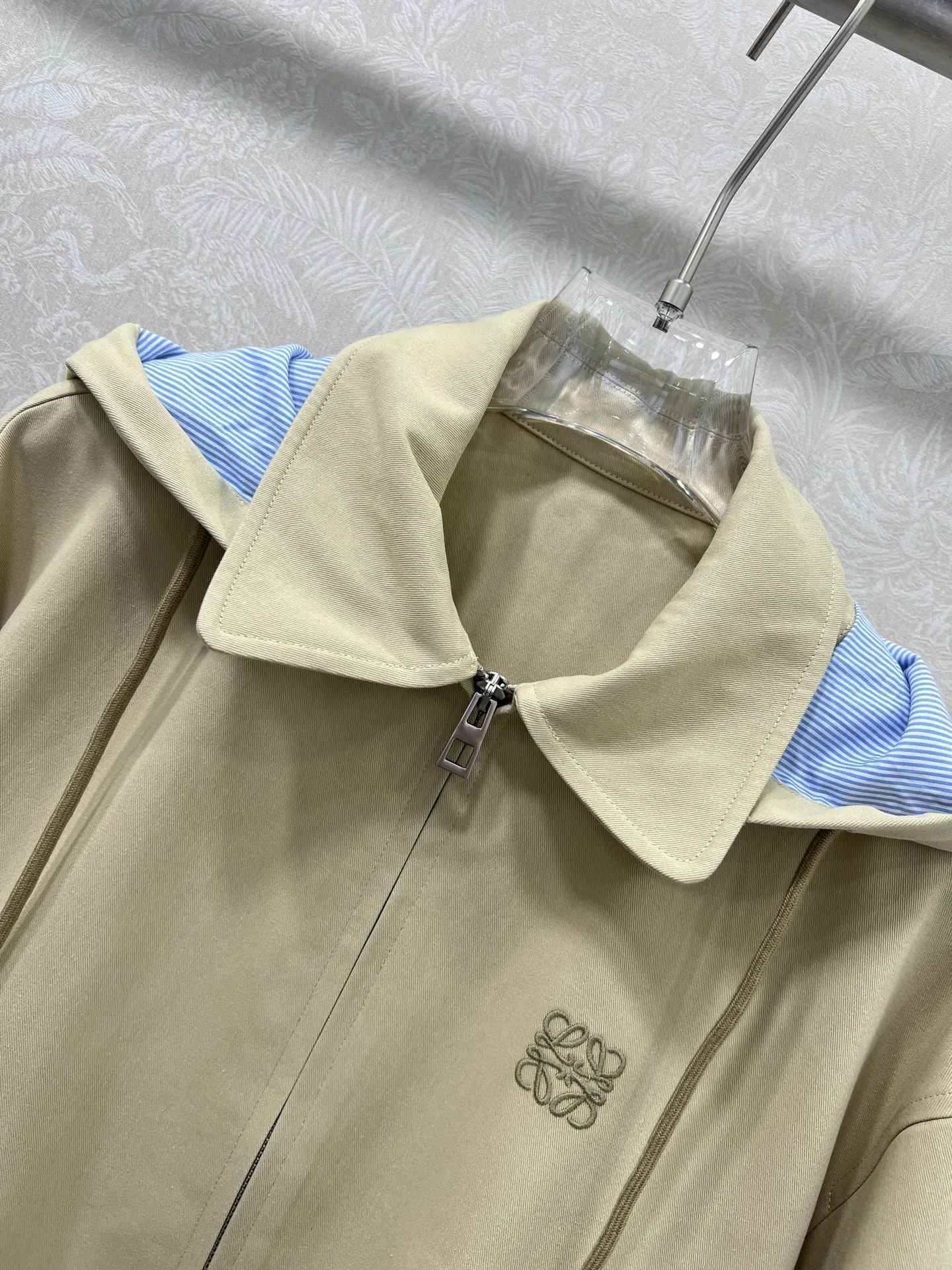 Куртки И Пуховики Женские Loewe 11409585