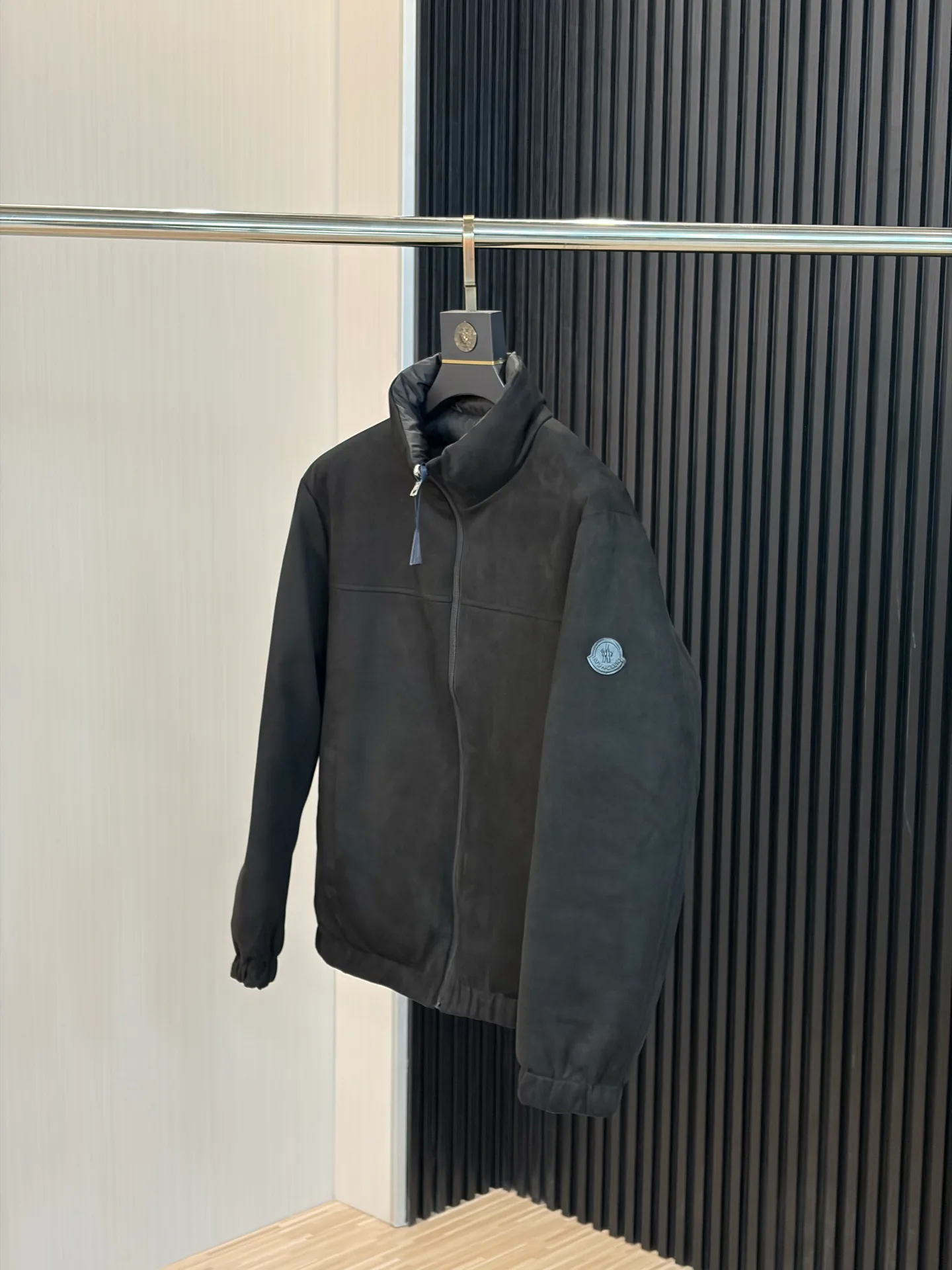 Куртки И Пуховики Женские Moncler 18188486