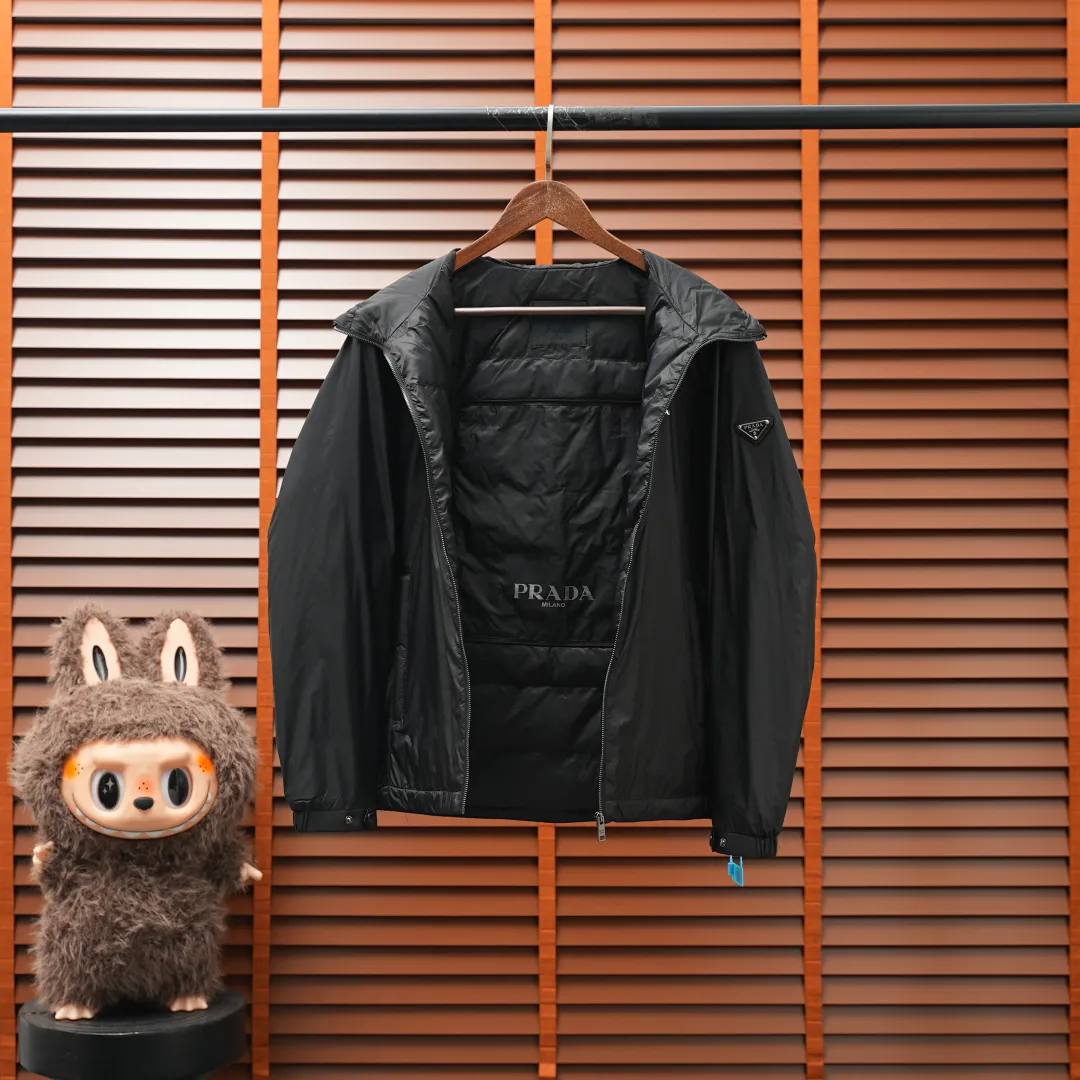 Куртки И Пуховики Женские Prada 18883184