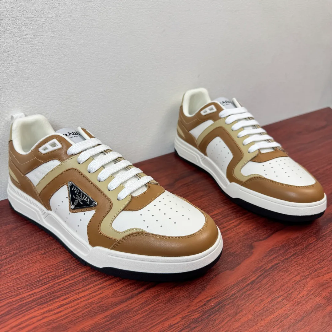 Кроссовки Мужские Prada 13216379