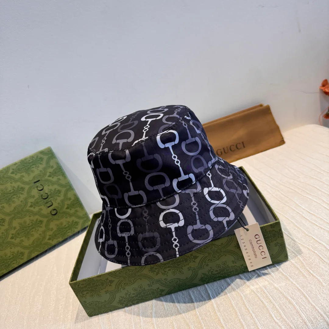 Головные Уборы Gucci 11529717