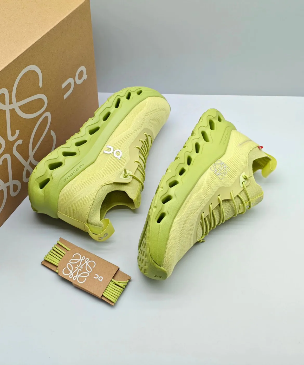 Кроссовки Женские Loewe 13193973