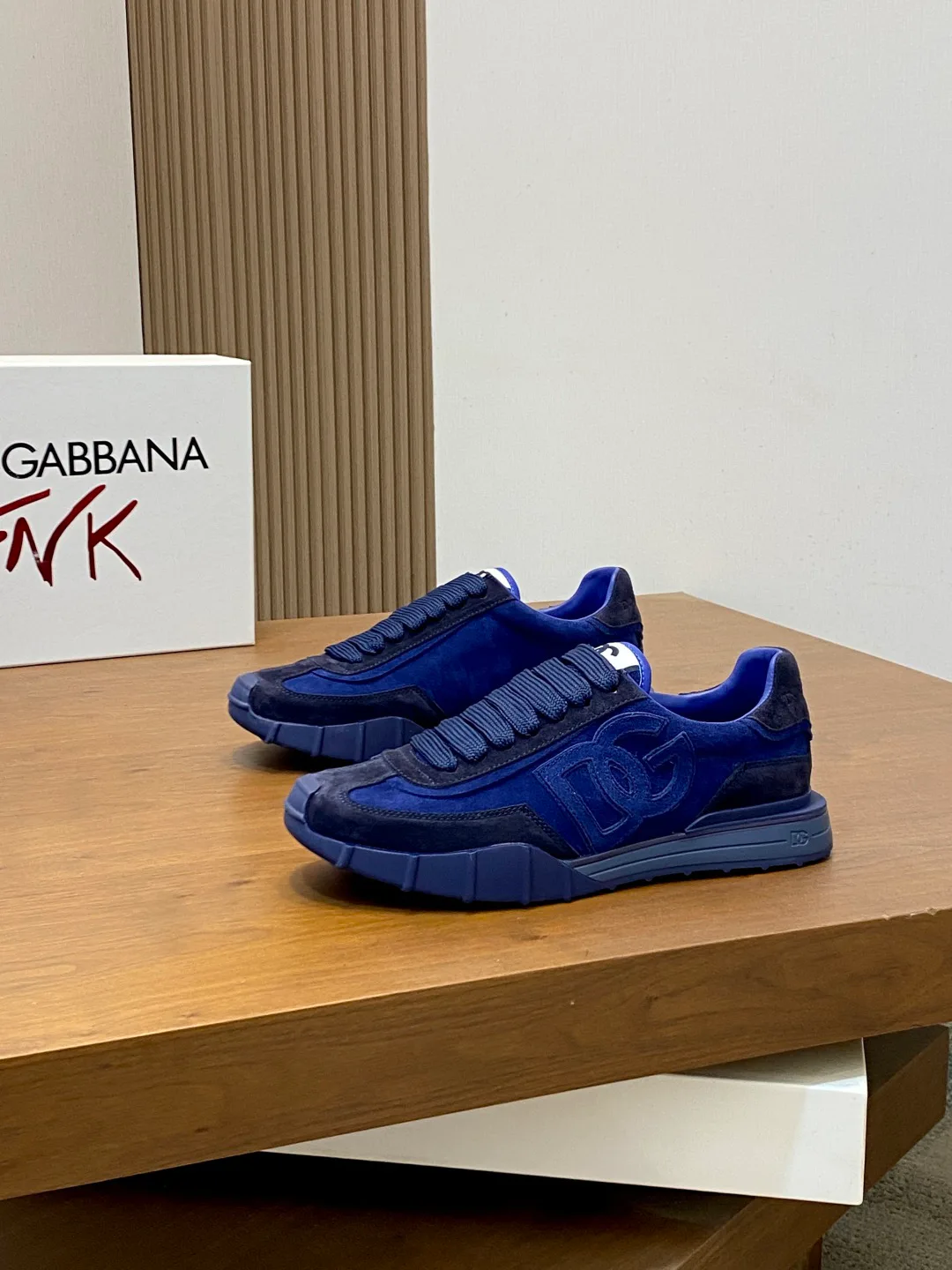 Кроссовки Мужские Dolce & Gabbana 18827616