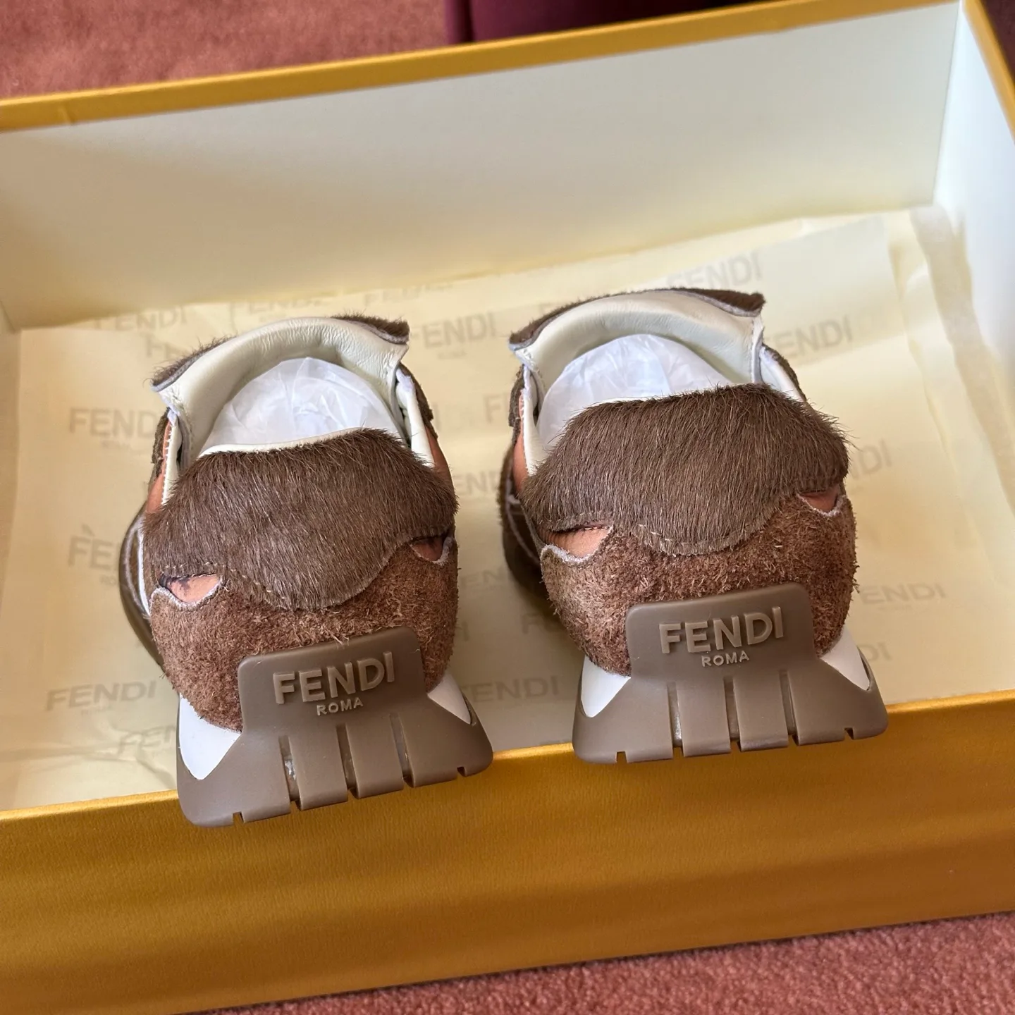 Кроссовки Женские Fendi 209444