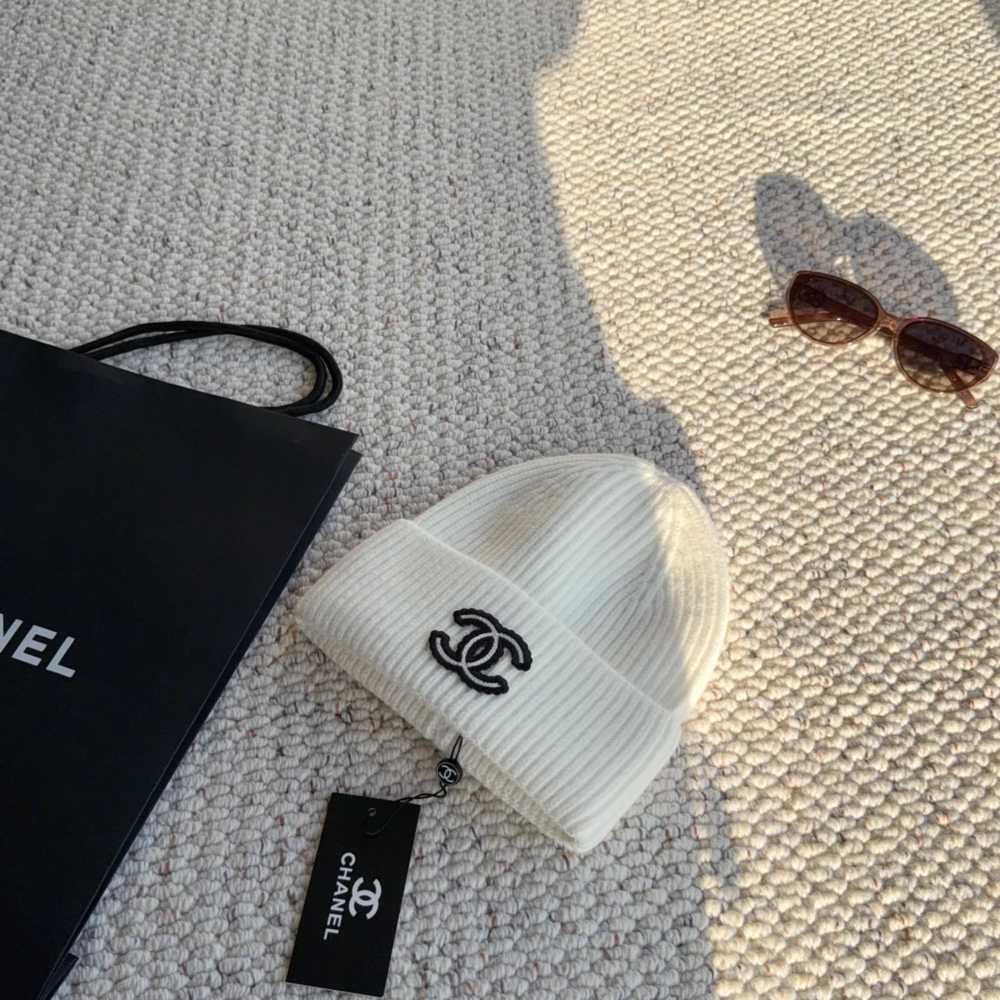 Головные Уборы Chanel 18450123