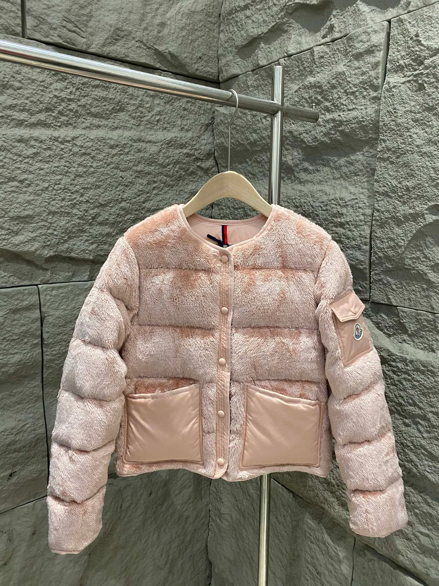 Куртки И Пуховики Женские Moncler 182449