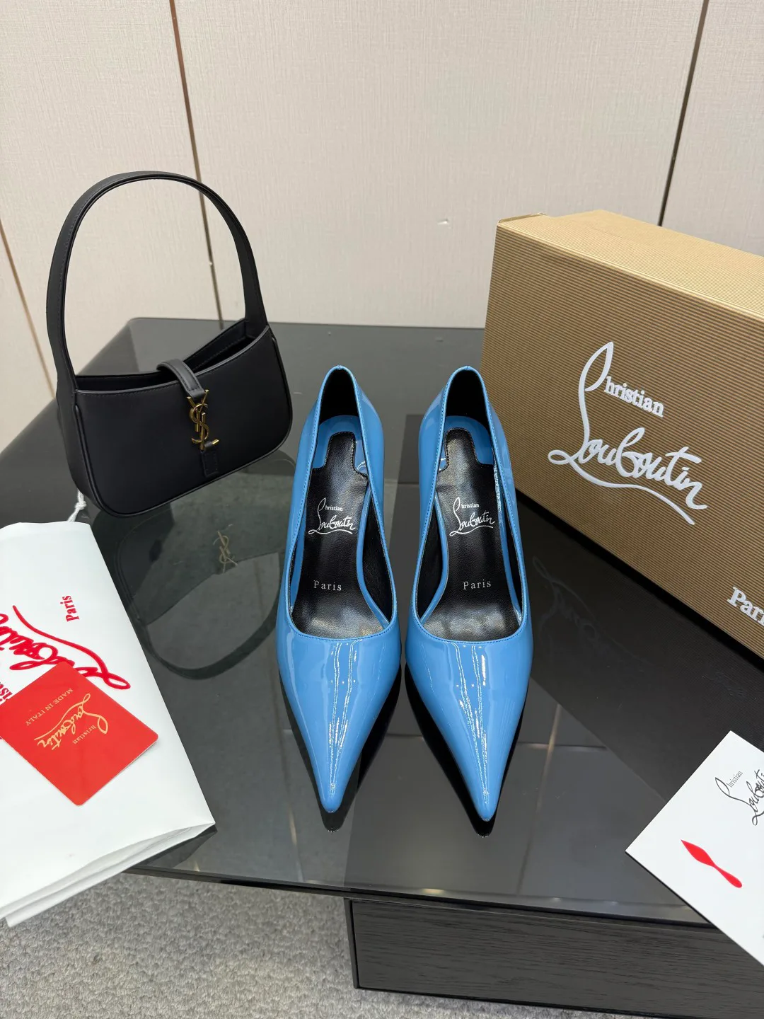 Туфли Женские Christian Louboutin 812147