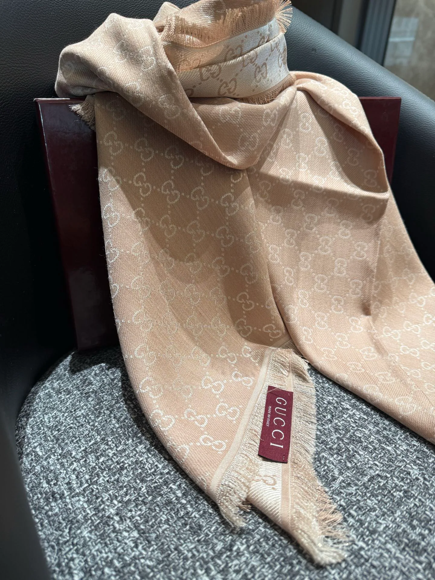 Шарфы Gucci 17448578