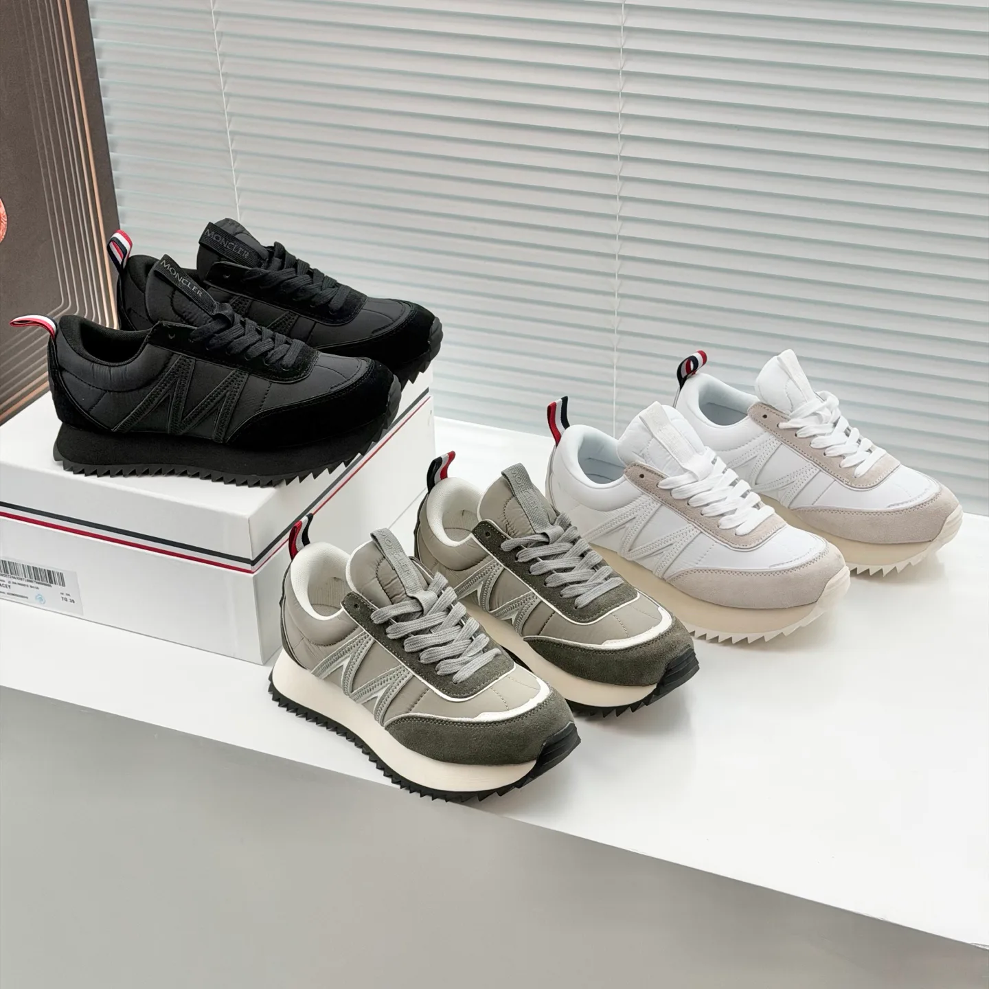 Кроссовки Мужские Moncler 230429