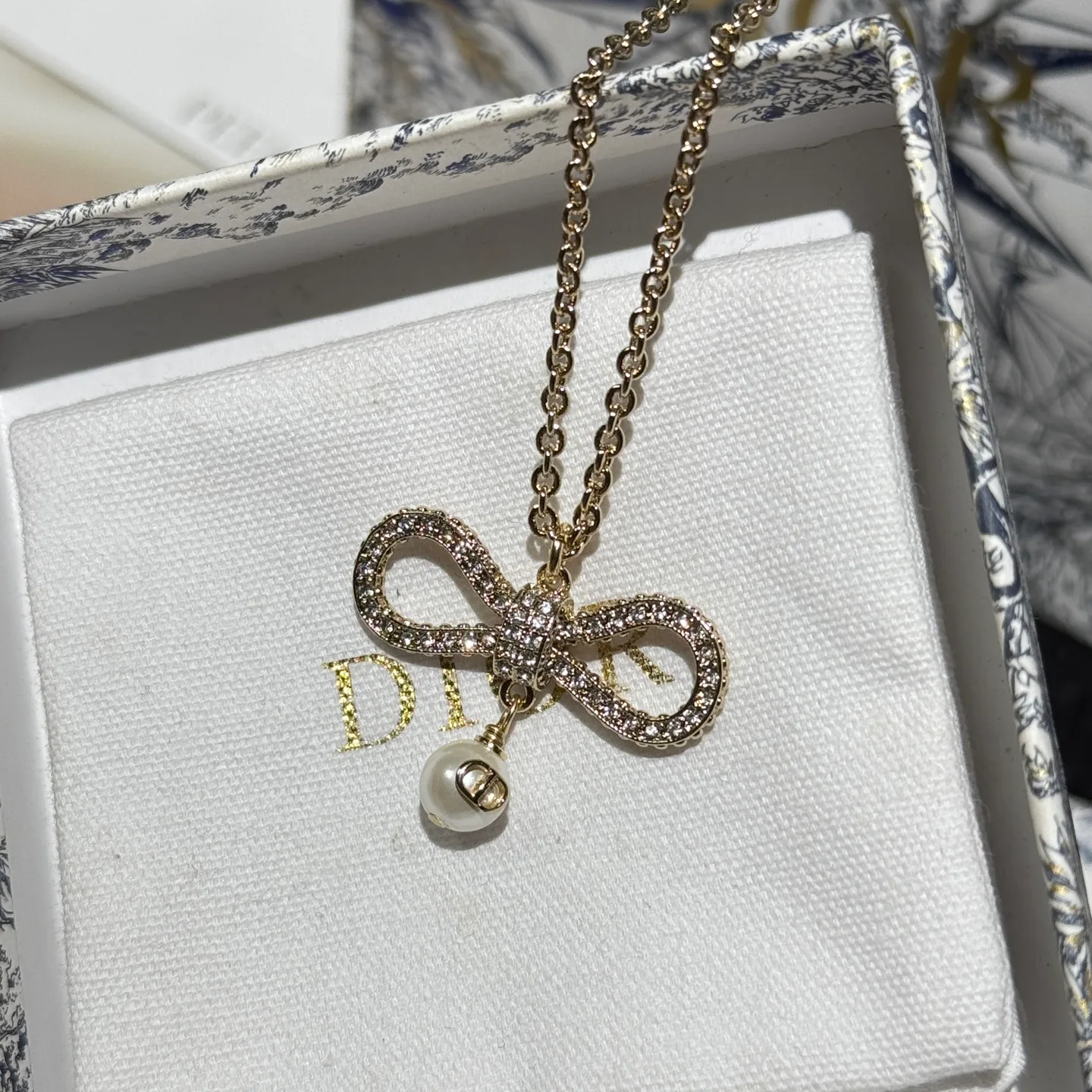 Бижутерия Christian Dior 16327