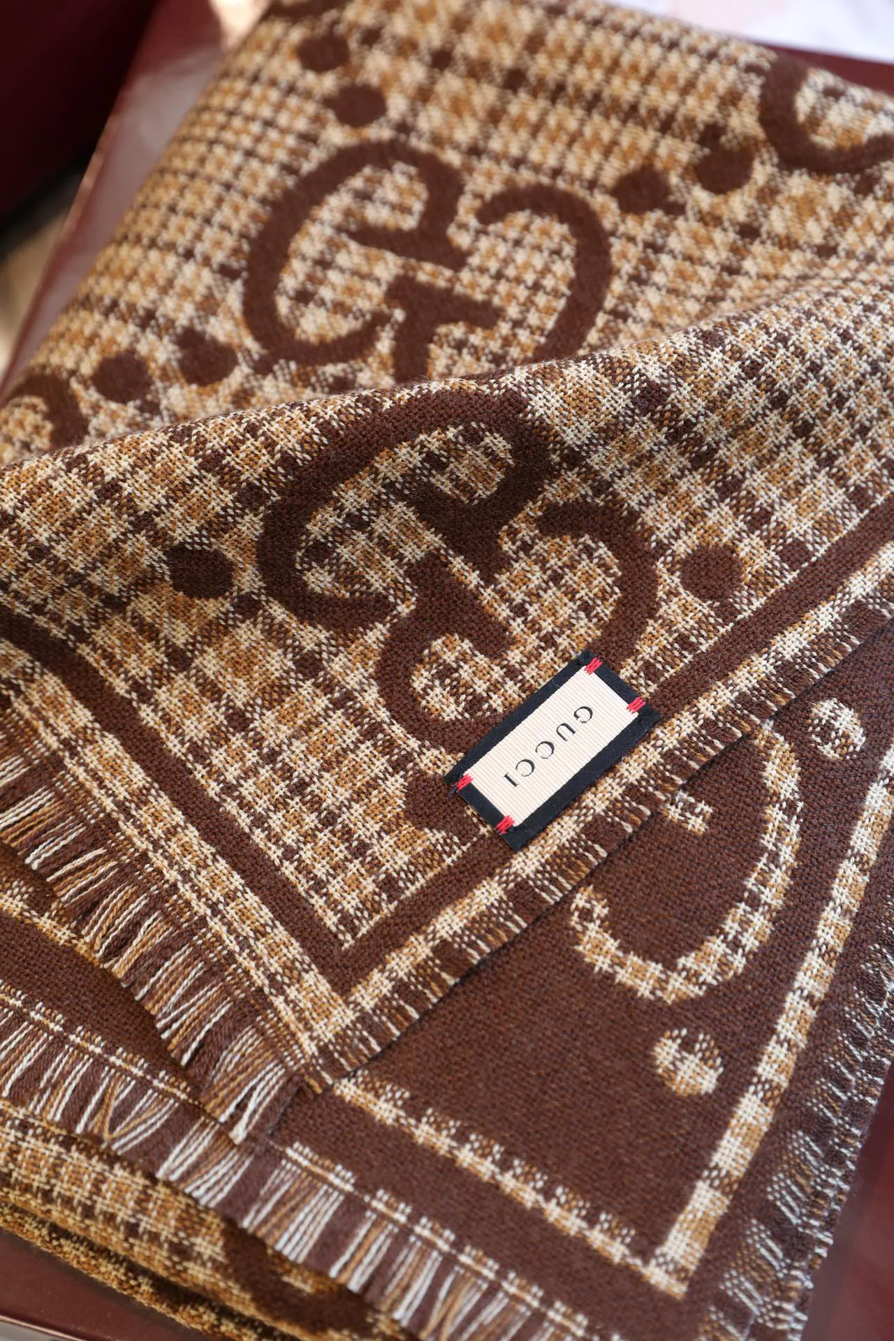 Шарфы Gucci 251401